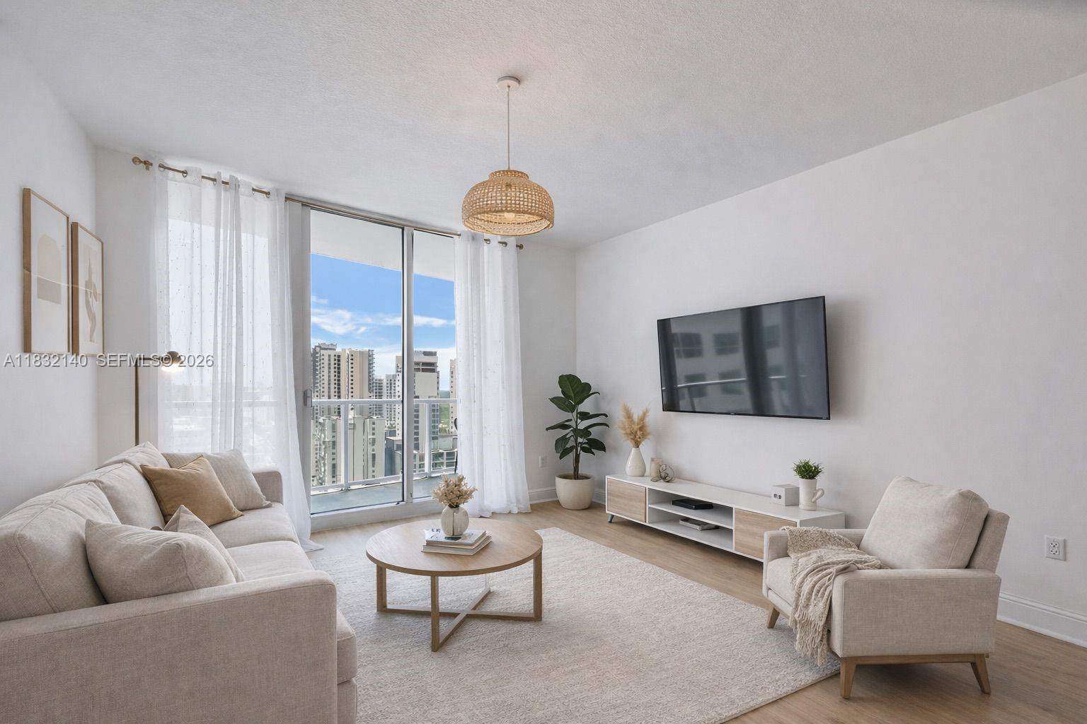 Latitude On The River Con