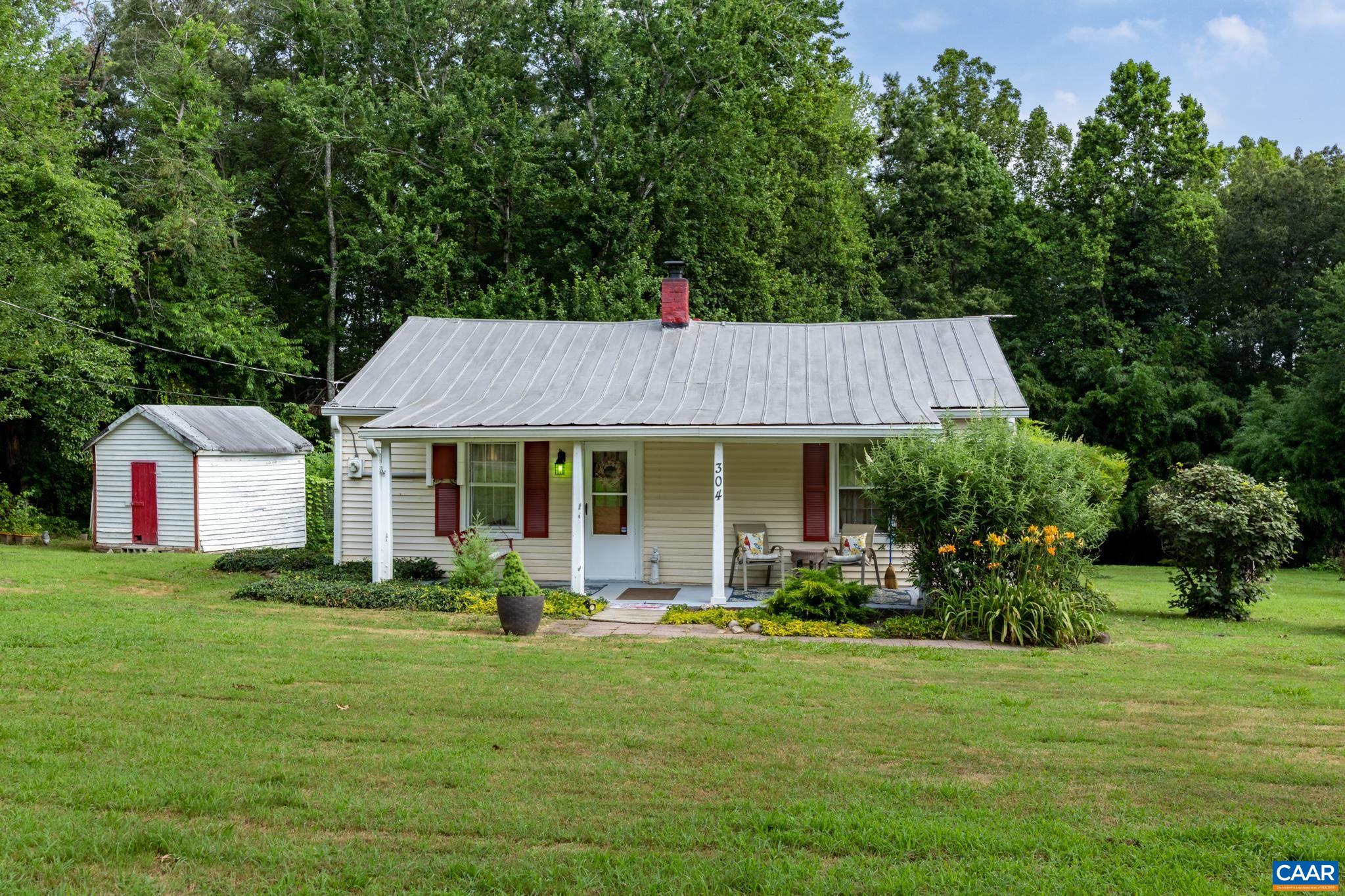 304 Martin Kings Rd