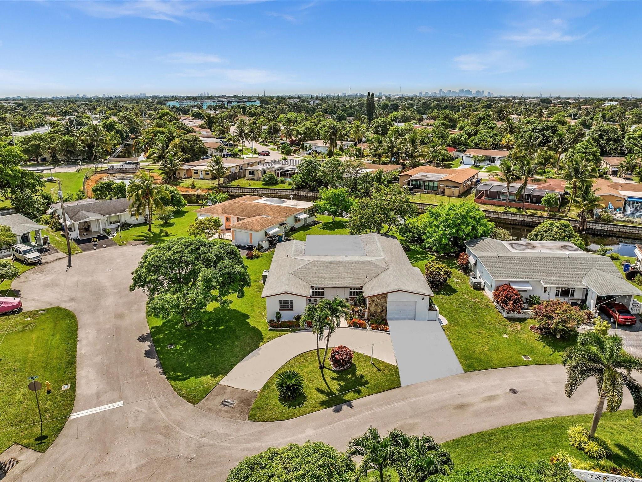 Homes for sale in Lauderdale Lakes, FL | 4220 Nw 49th Ave, Lauderdale Lakes, FL 33319 | MLS# F10513079