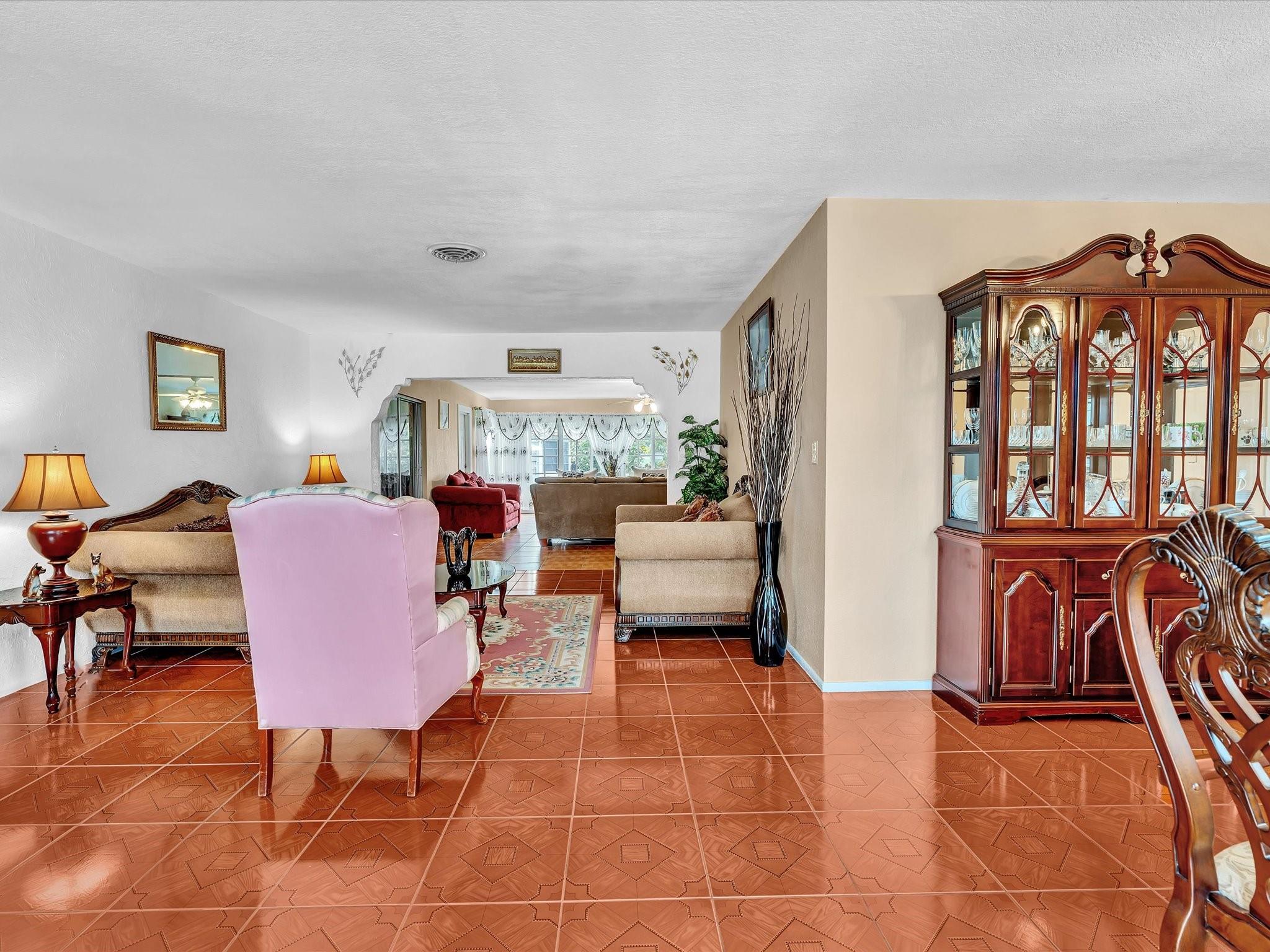 Homes for sale in Lauderdale Lakes, FL | 4220 Nw 49Th Ave, Lauderdale Lakes, FL 33319 | MLS# F10513079