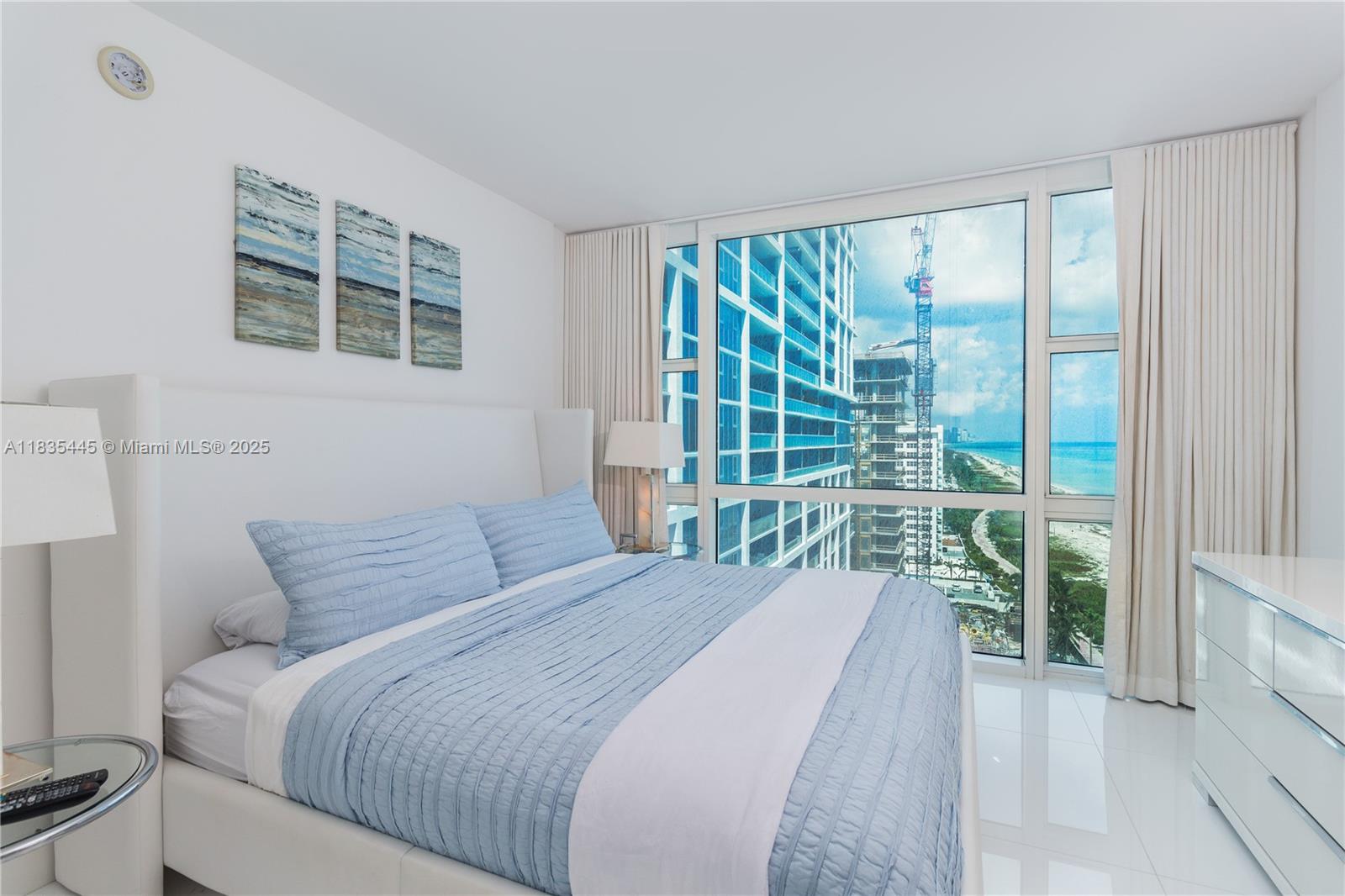 6801 Collins Ave #1415, Miami Beach FL 33141