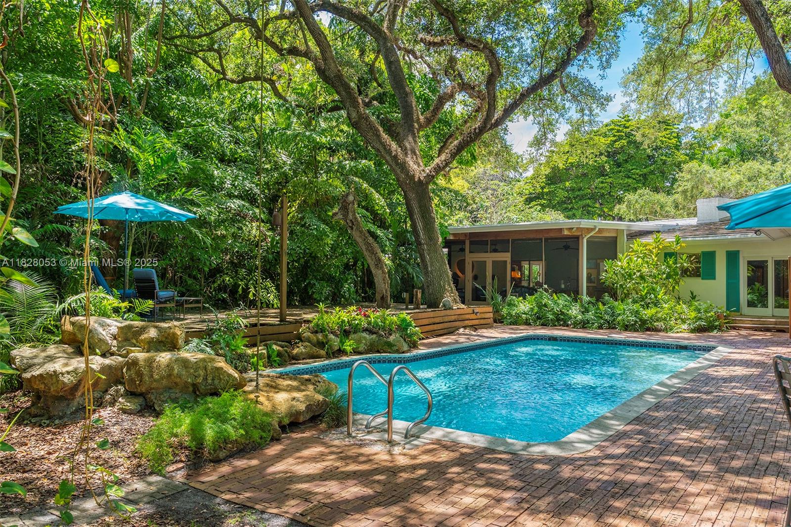 3540 Moorings Way Miami, FL 33133