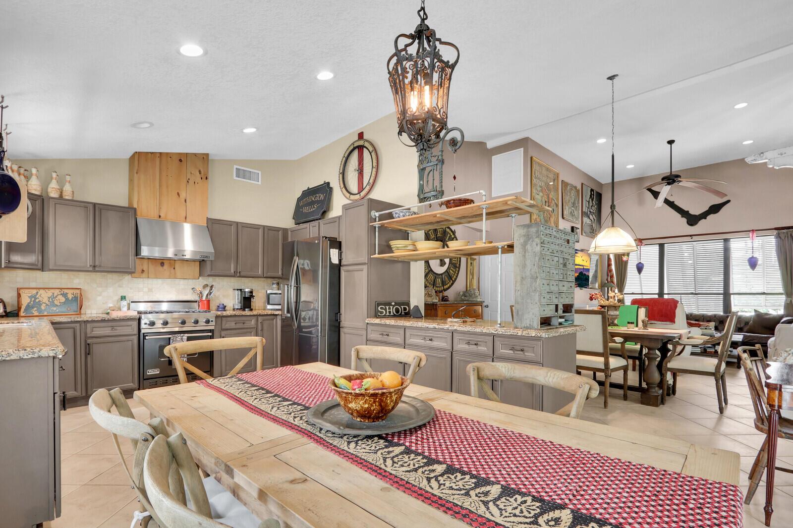 Photo 14 of home located at 3521 SW Bimini Circle N, Palm City FL