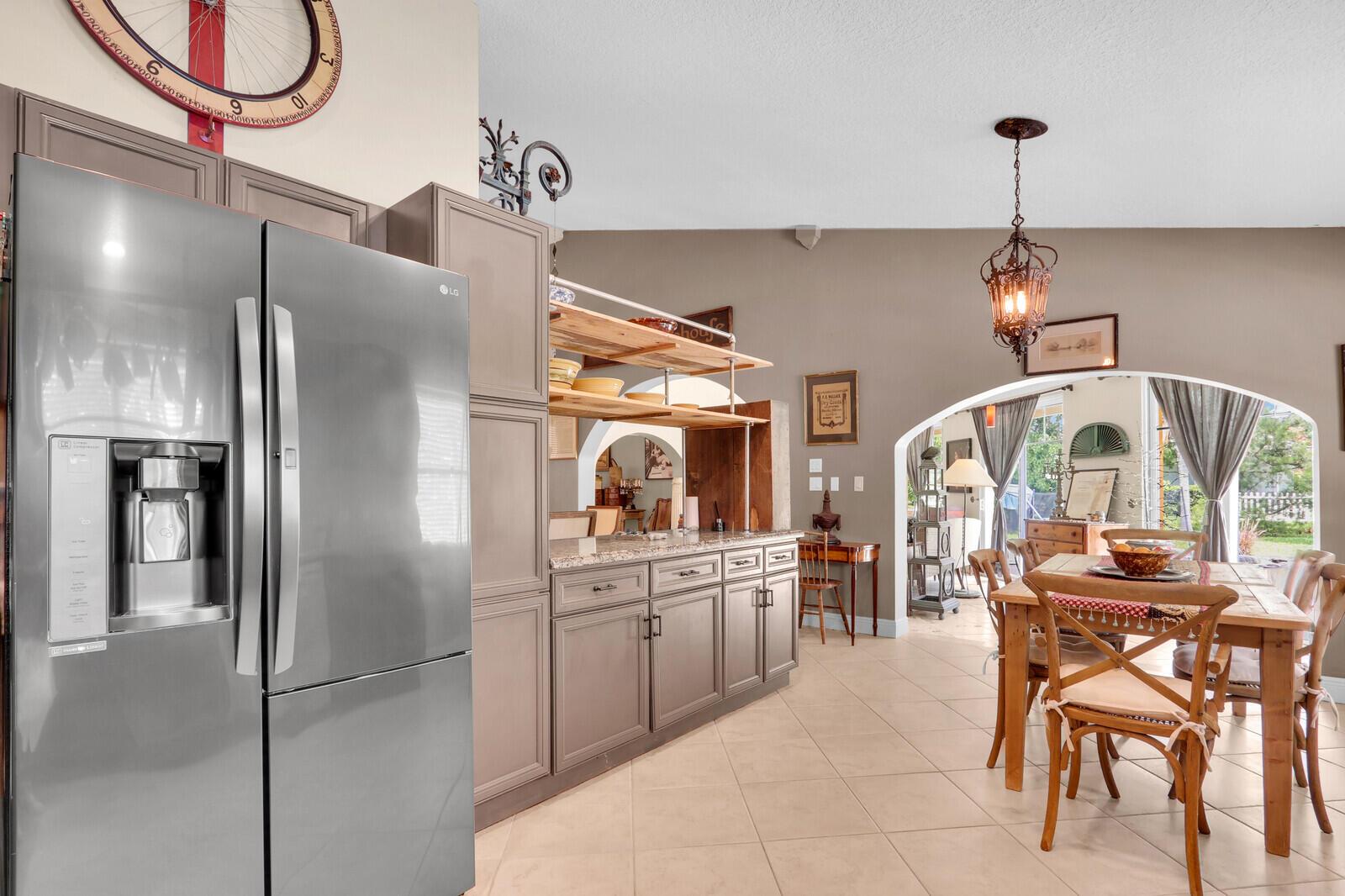 Photo 16 of home located at 3521 SW Bimini Circle N, Palm City FL