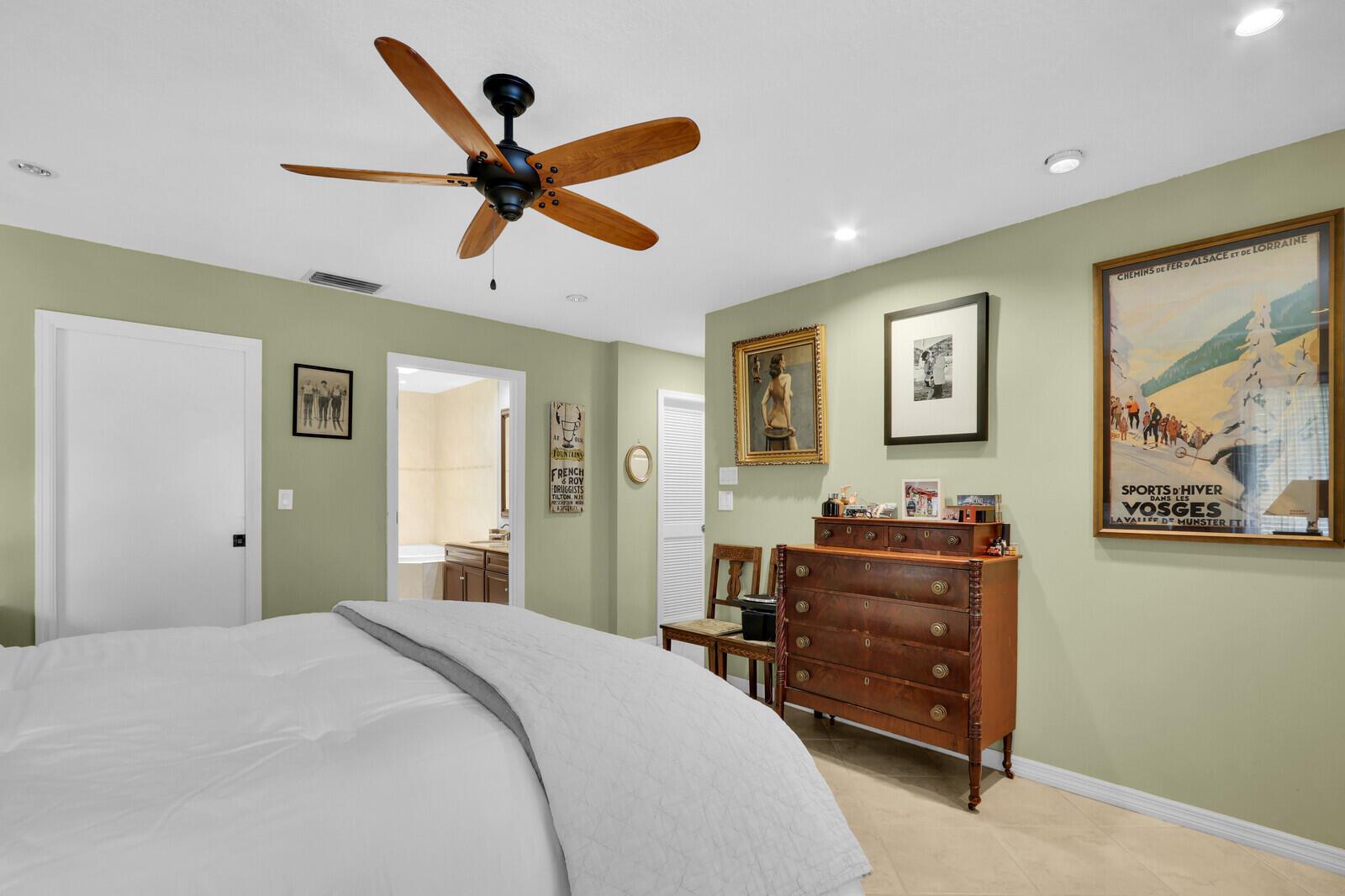 Photo 22 of home located at 3521 SW Bimini Circle N, Palm City FL