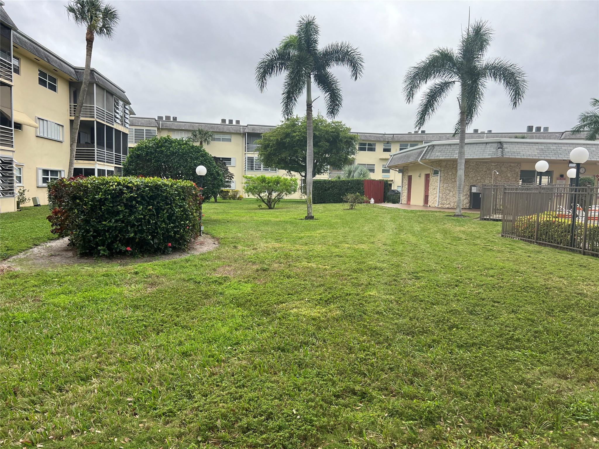 Homes for sale in Fort Lauderdale, FL | 4411 Nw 16th St #F204, Fort Lauderdale, FL 33313 | MLS# F10513383