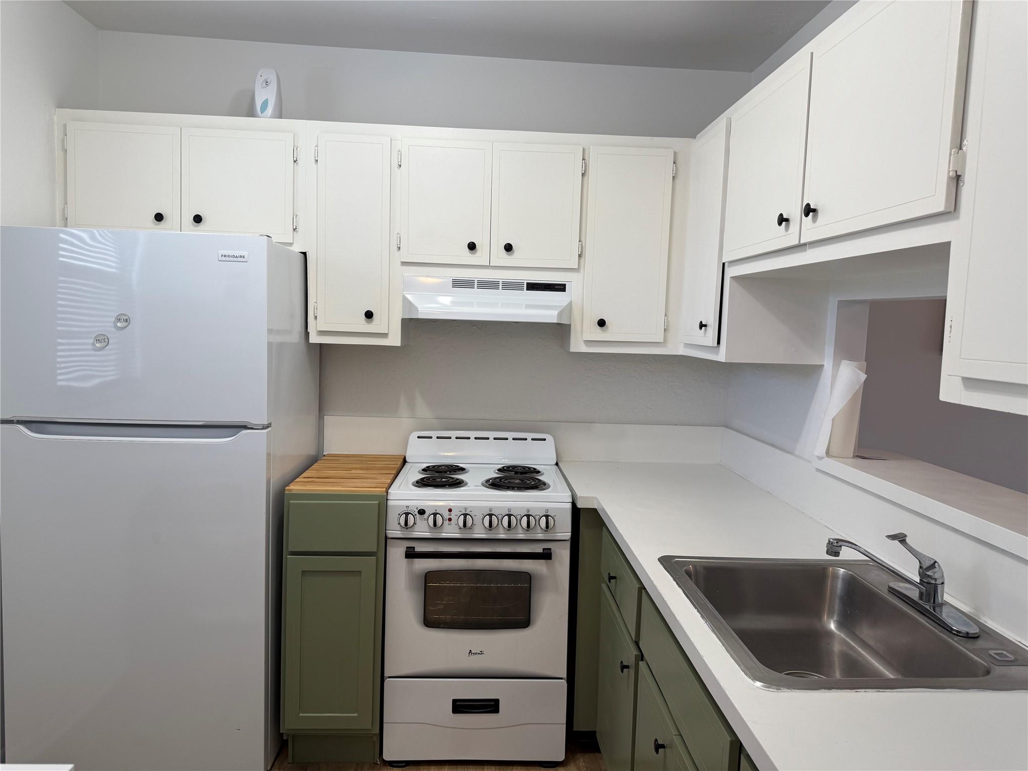 Homes for sale in Fort Lauderdale, FL | 4411 Nw 16Th St #F204, Fort Lauderdale, FL 33313 | MLS# F10513383