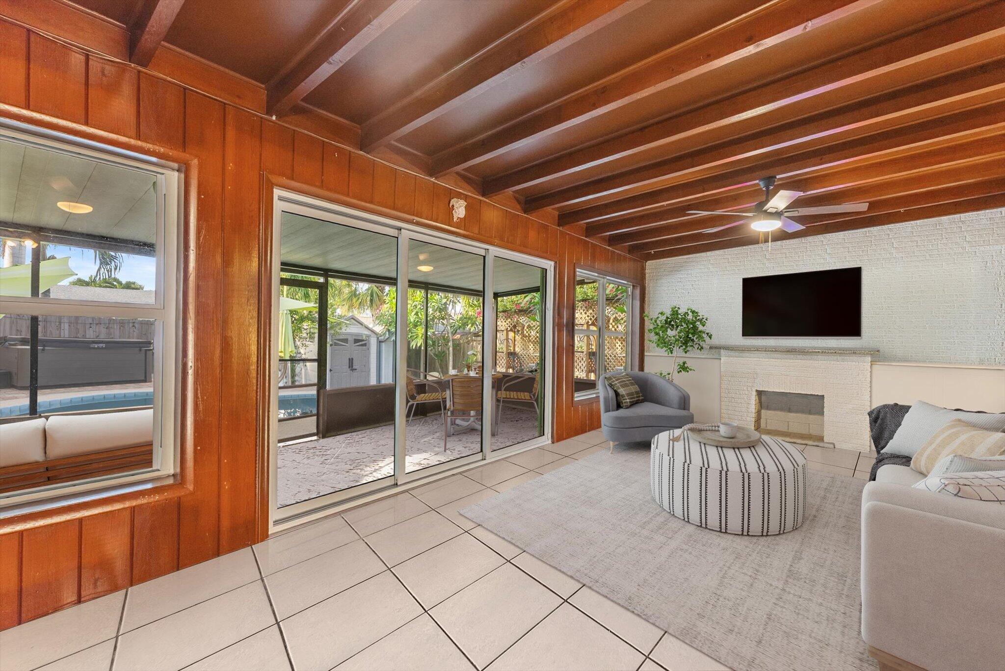 Homes for sale in Lake Worth, FL | 1320 Ontario Dr, Lake Worth, FL 33461 | MLS# R11105507