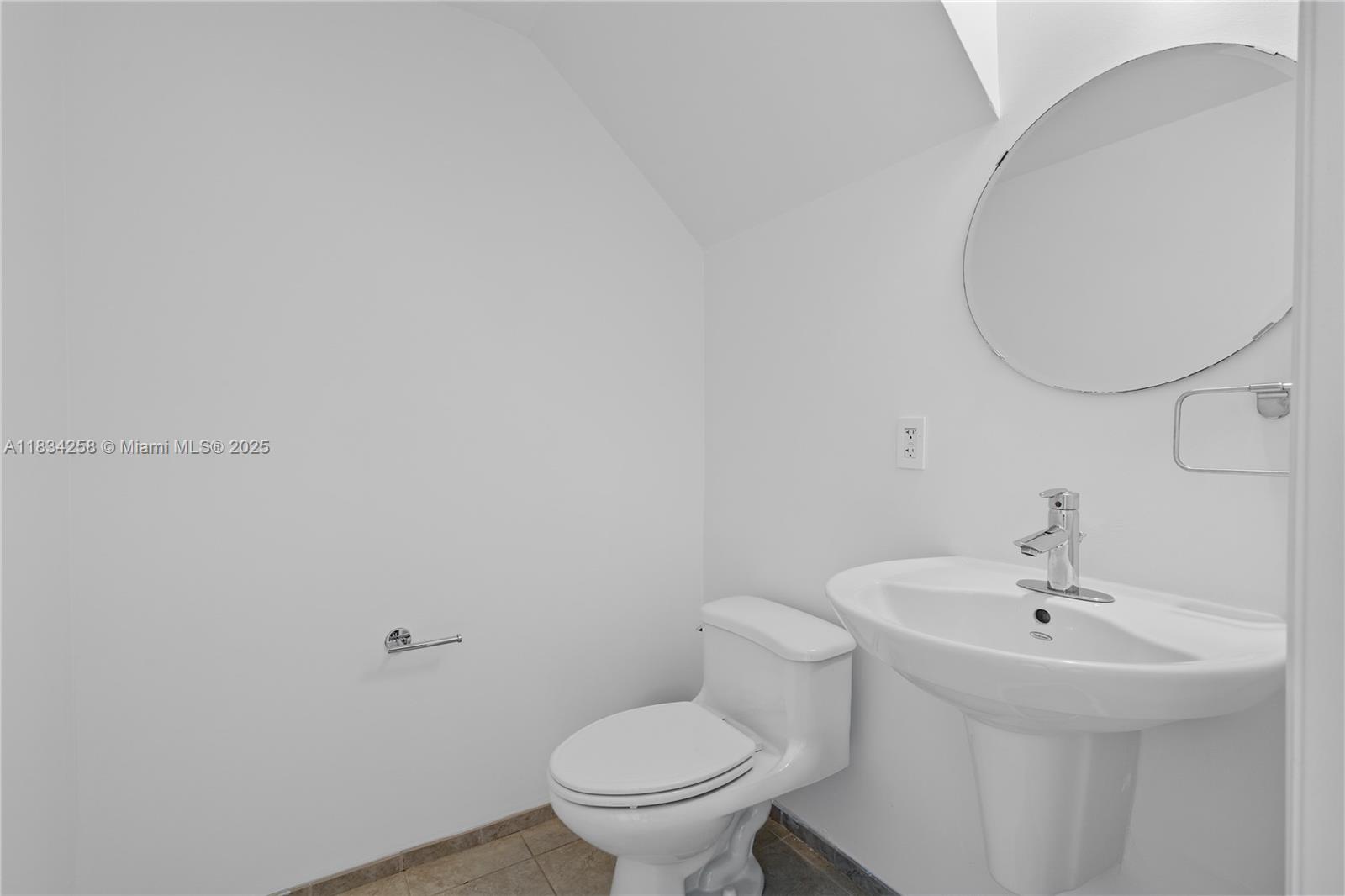60 SW 13th St #1805, Miami FL 33130
