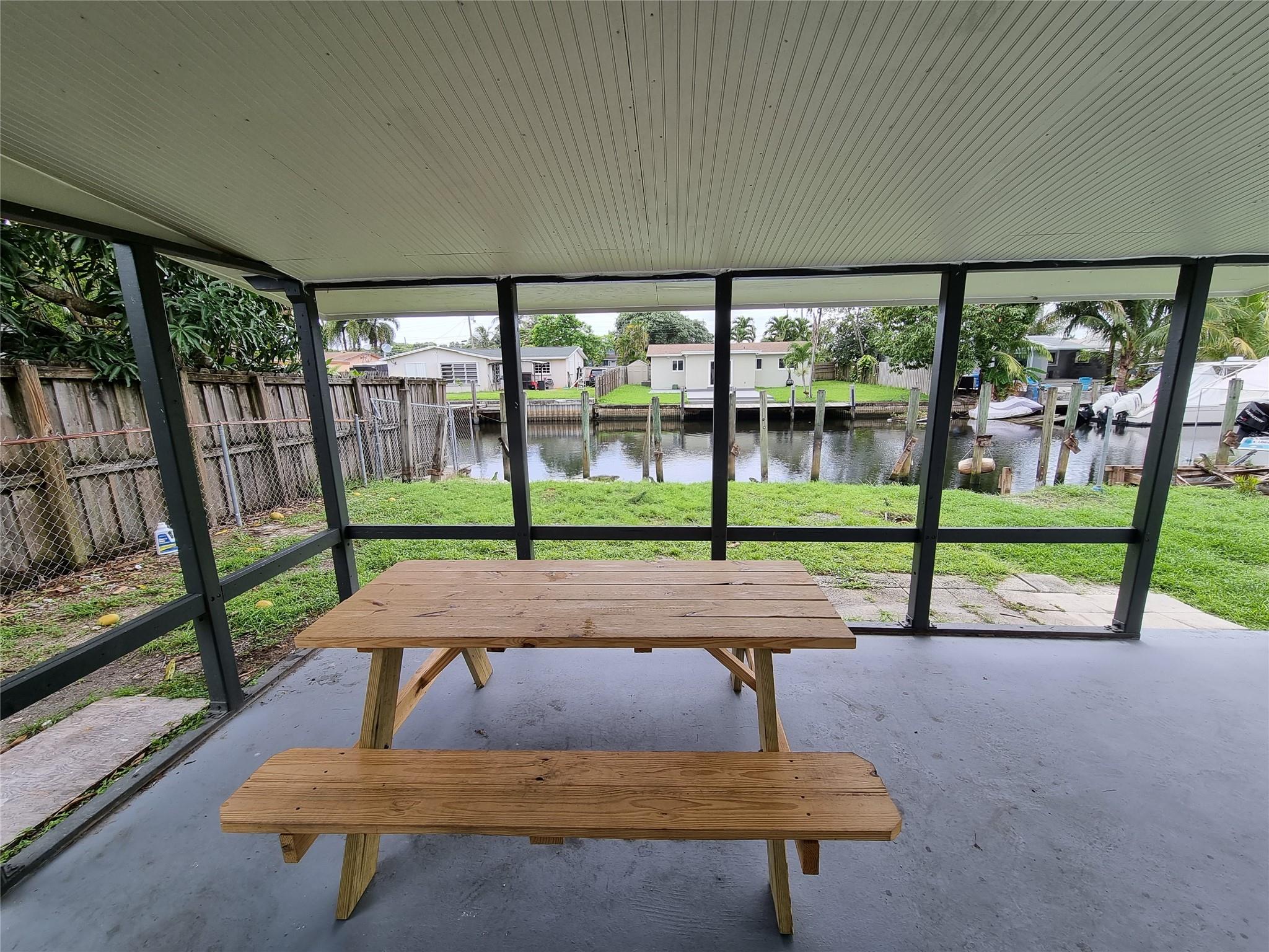 Homes for sale in Fort Lauderdale, FL | 4740 Sw 43rd Ave, Fort Lauderdale, FL 33314 | MLS# F10513902