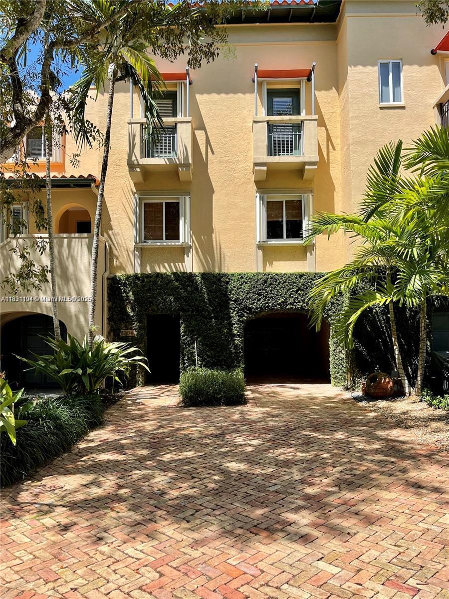 Royal Harbour Yacht Club