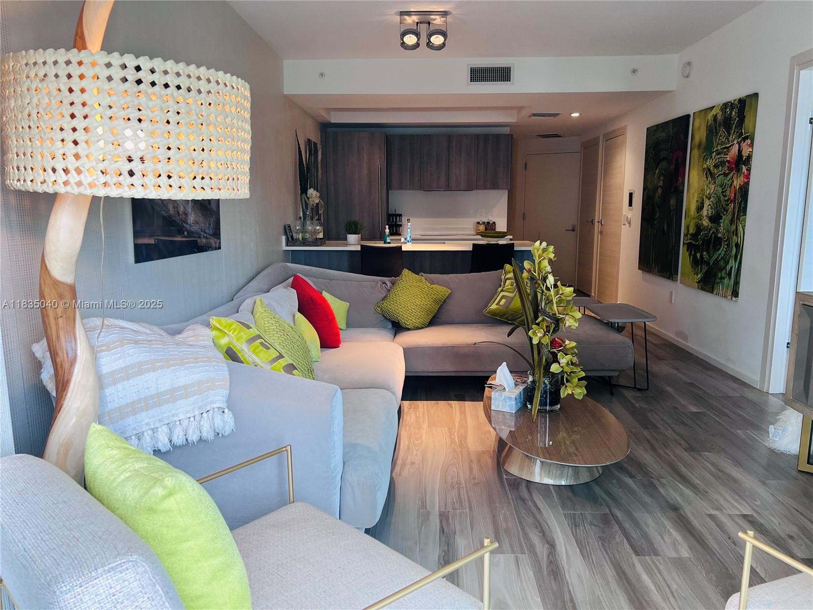 801 S Miami Ave #3608, Miami FL 33130