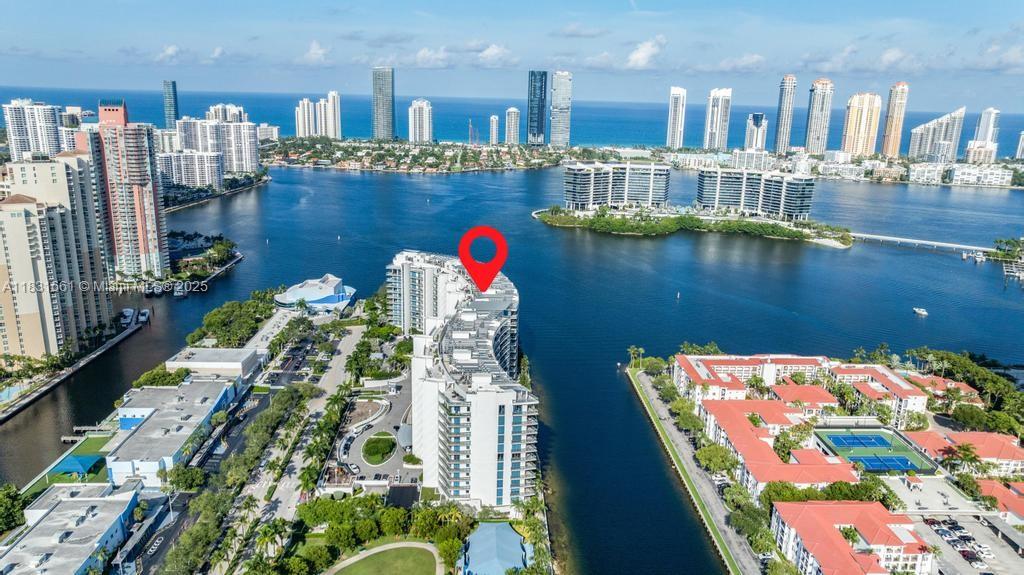 Condo for Sale in Aventura, FL