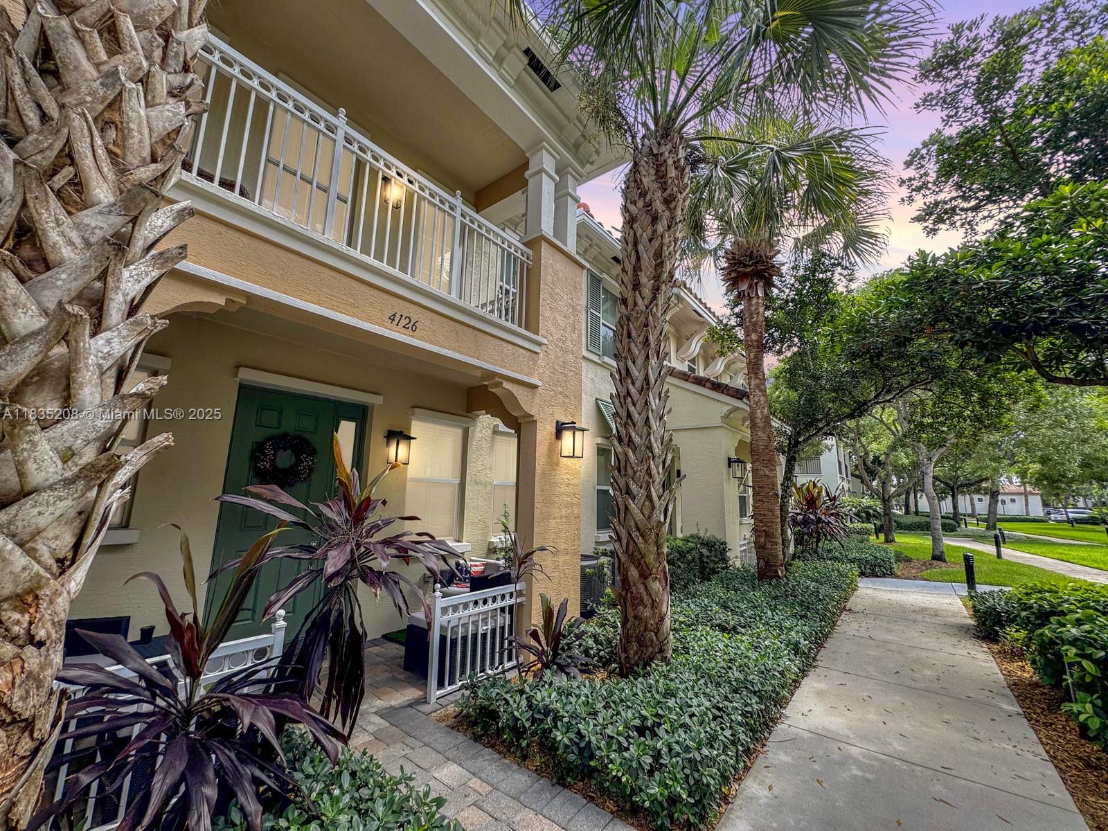 Homes for sale in Cooper City, FL | 4126 Cascada Cir, Cooper City, FL 33024 | MLS# A11835208