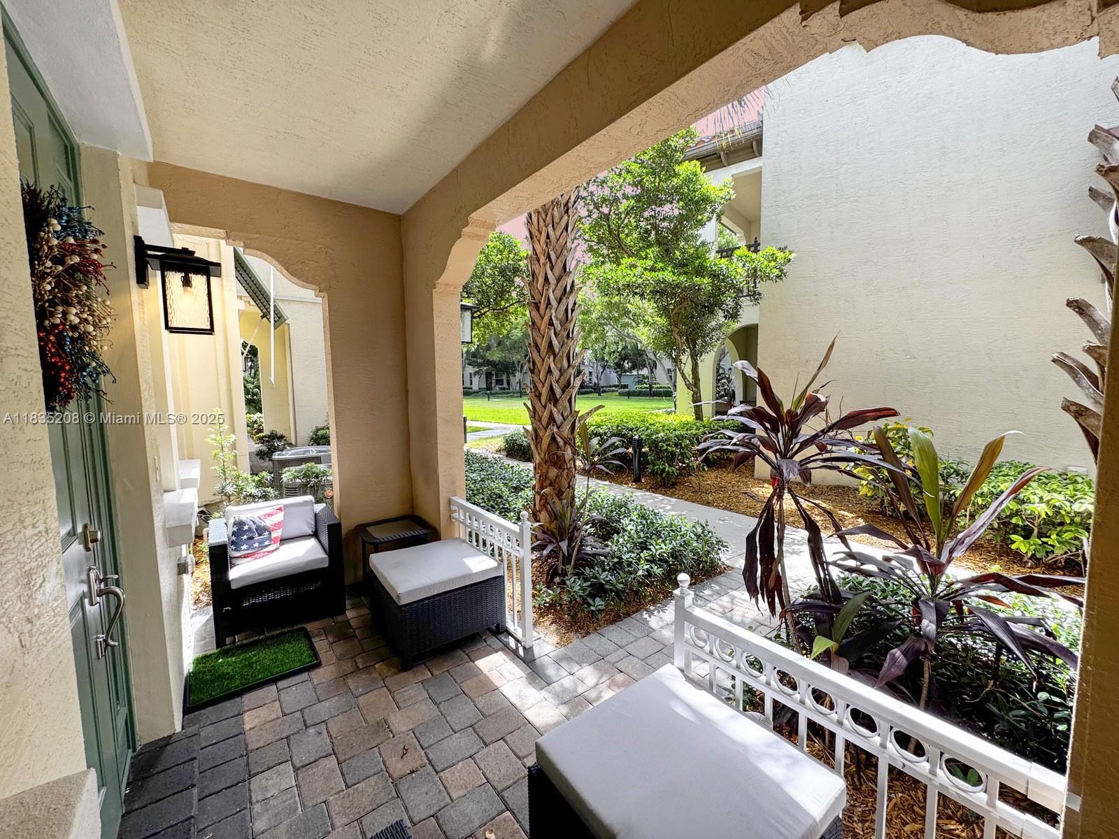 Homes for sale in Cooper City, FL | 4126 Cascada Cir, Cooper City, FL 33024 | MLS# A11835208