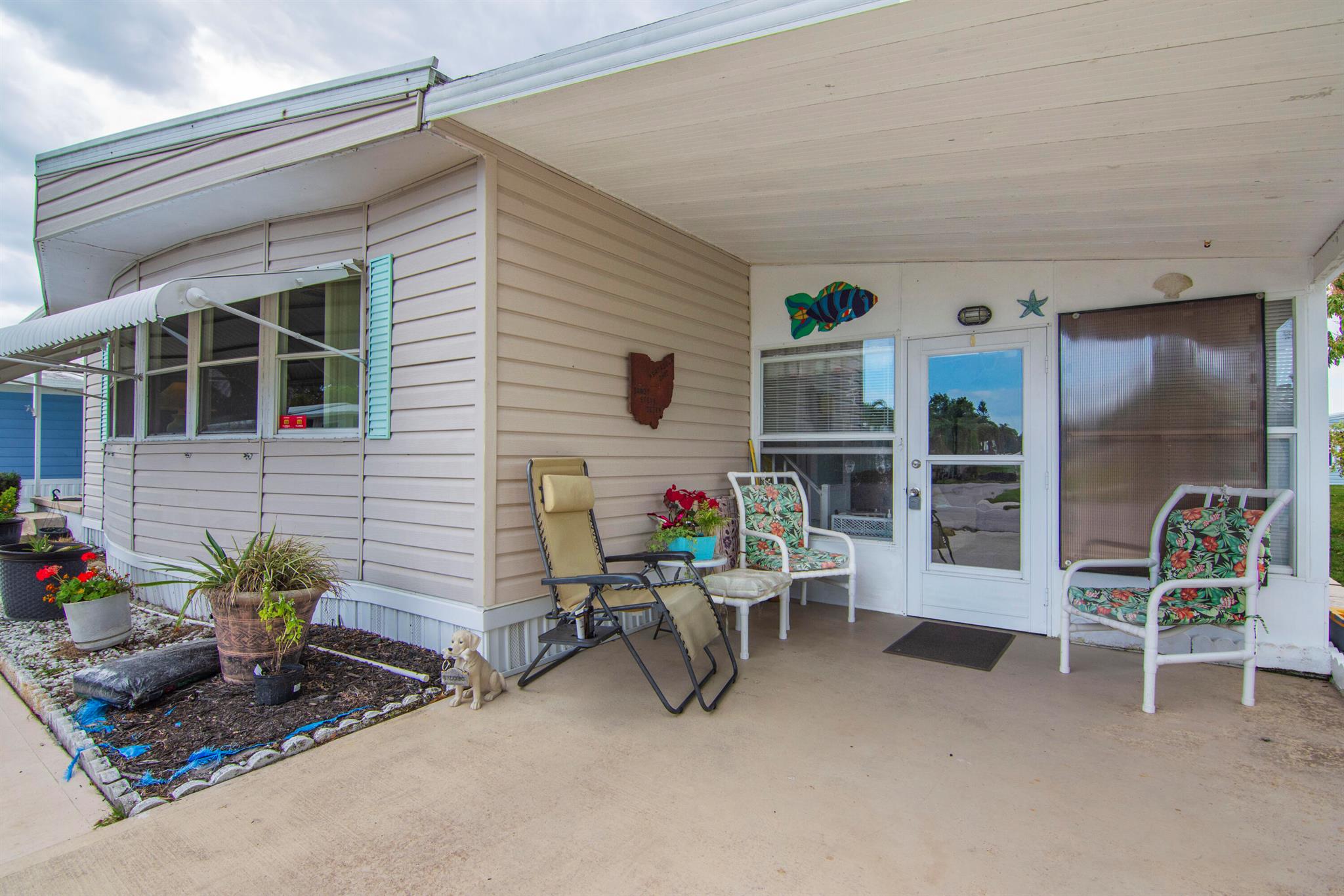 Homes for sale in Jensen Beach, FL | 293 Ne Moonstone Dr, Jensen Beach, FL 34957 | MLS# R11105720