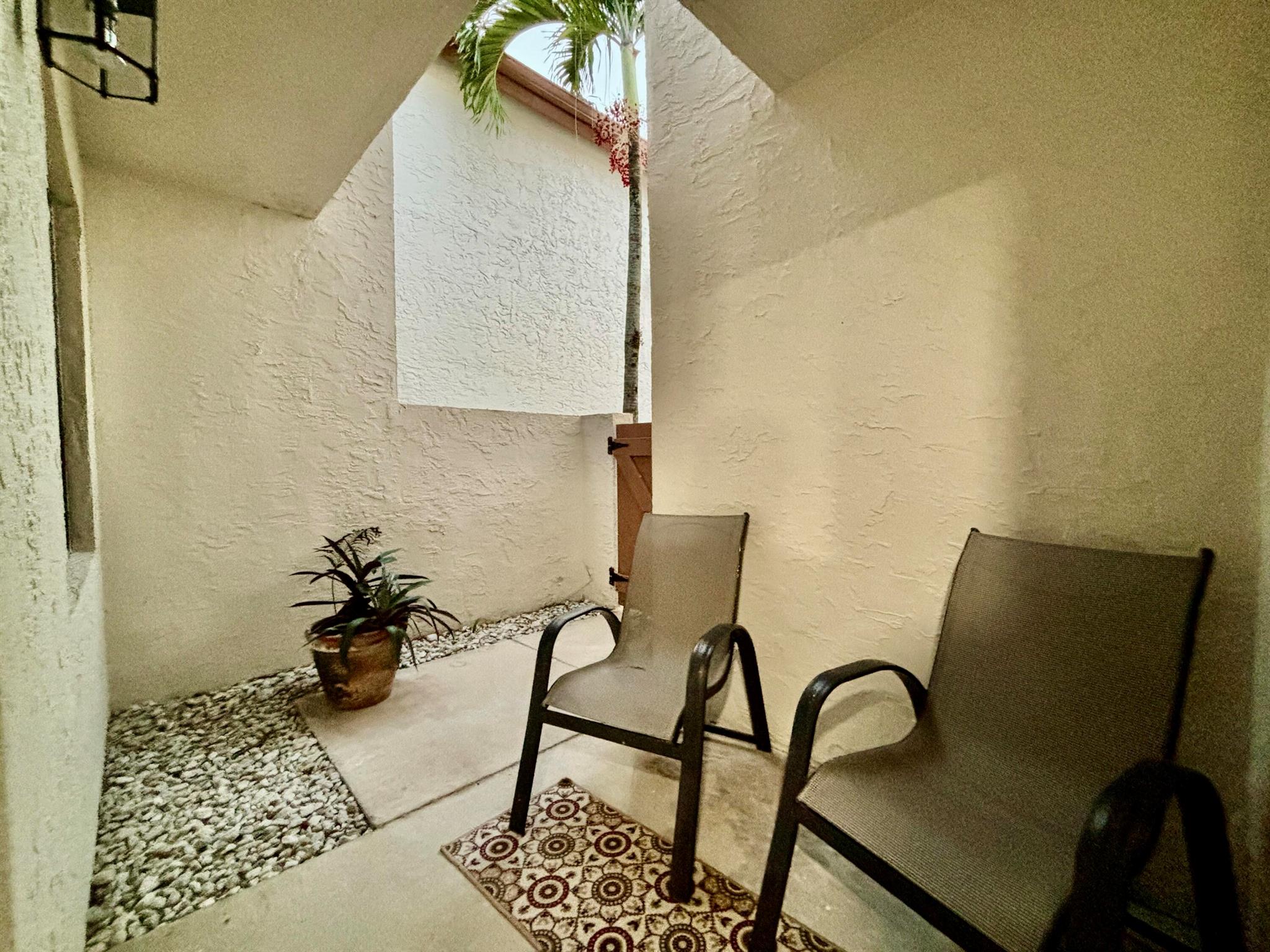 Homes for sale in Wellington, FL | 12692 Shoreline Dr #3b, Wellington, FL 33414 | MLS# R11105731