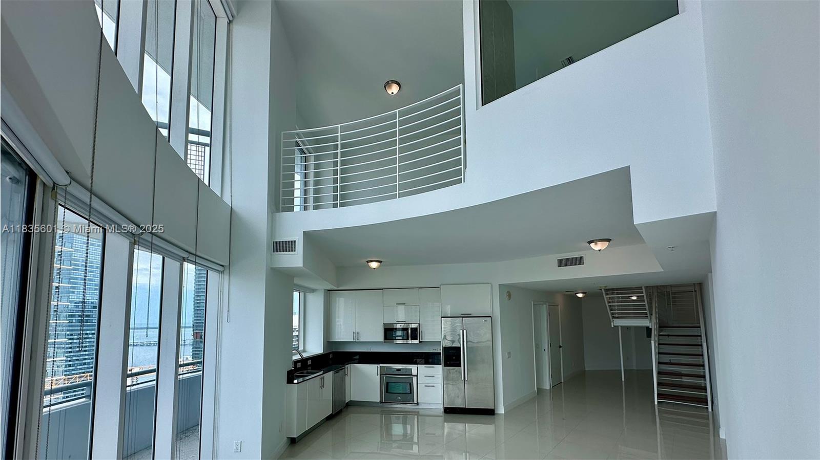 60 SW 13th St #3624, Miami FL 33130