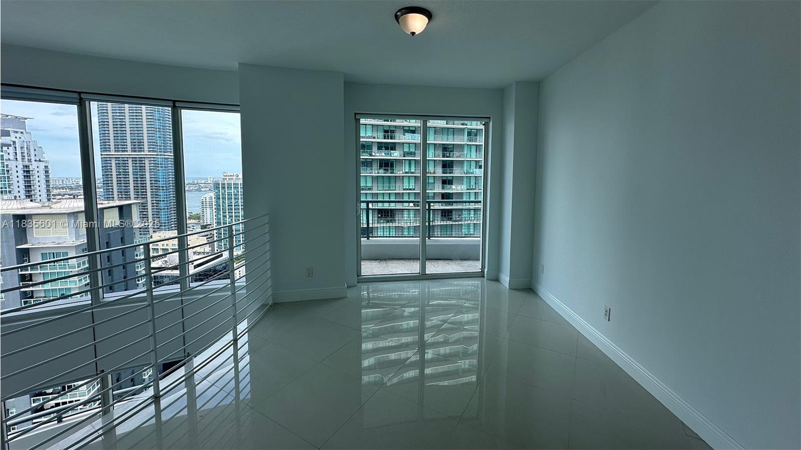 60 SW 13th St #3624, Miami FL 33130