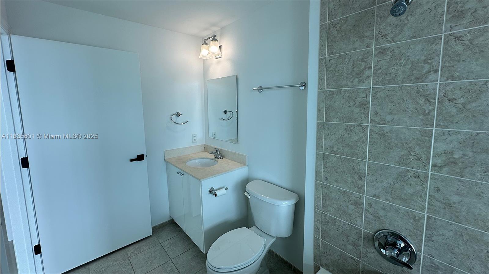 60 SW 13th St #3624, Miami FL 33130