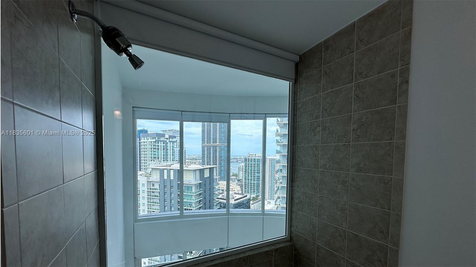 60 SW 13th St #3624, Miami FL 33130