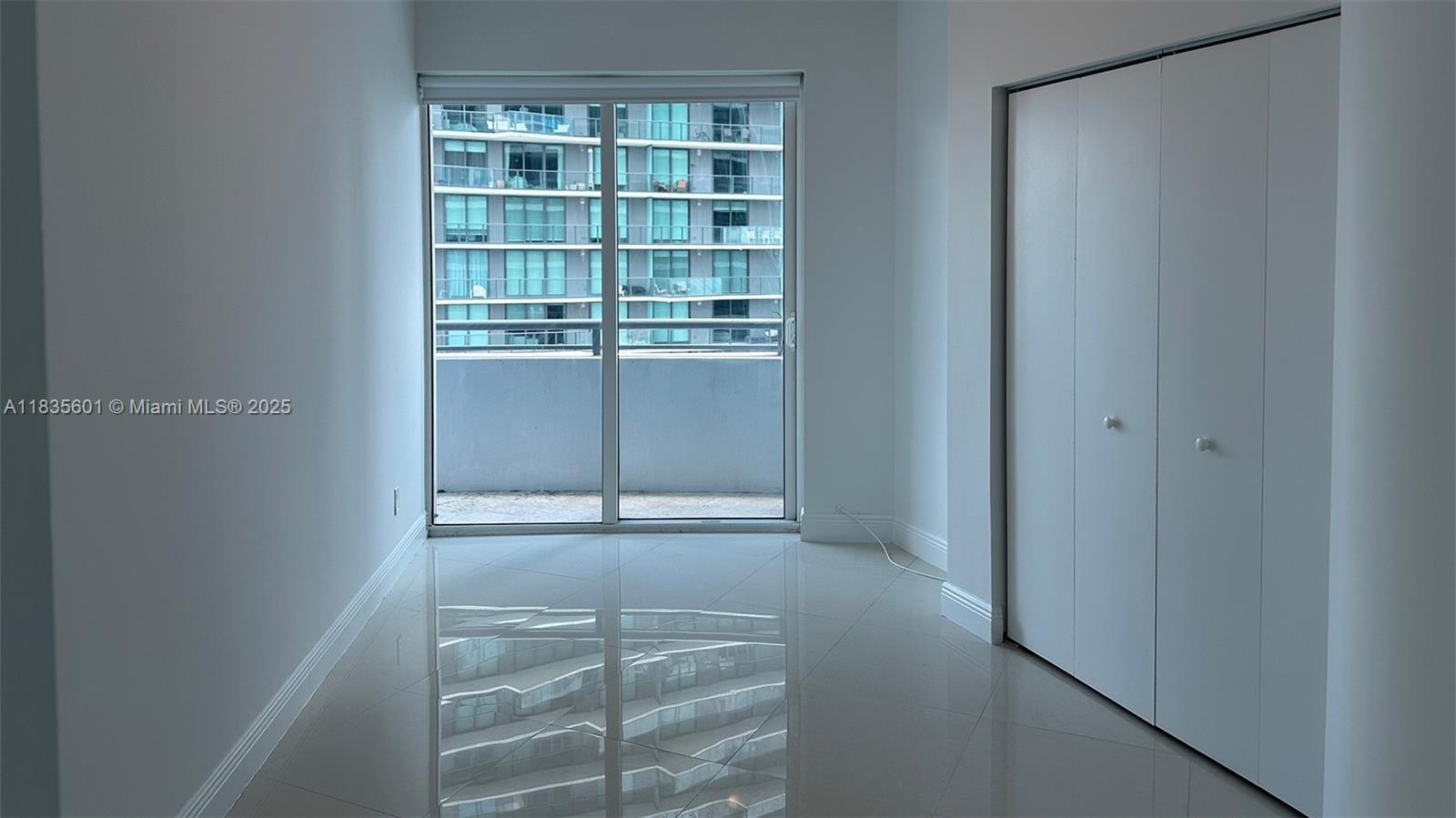 60 SW 13th St #3624, Miami FL 33130