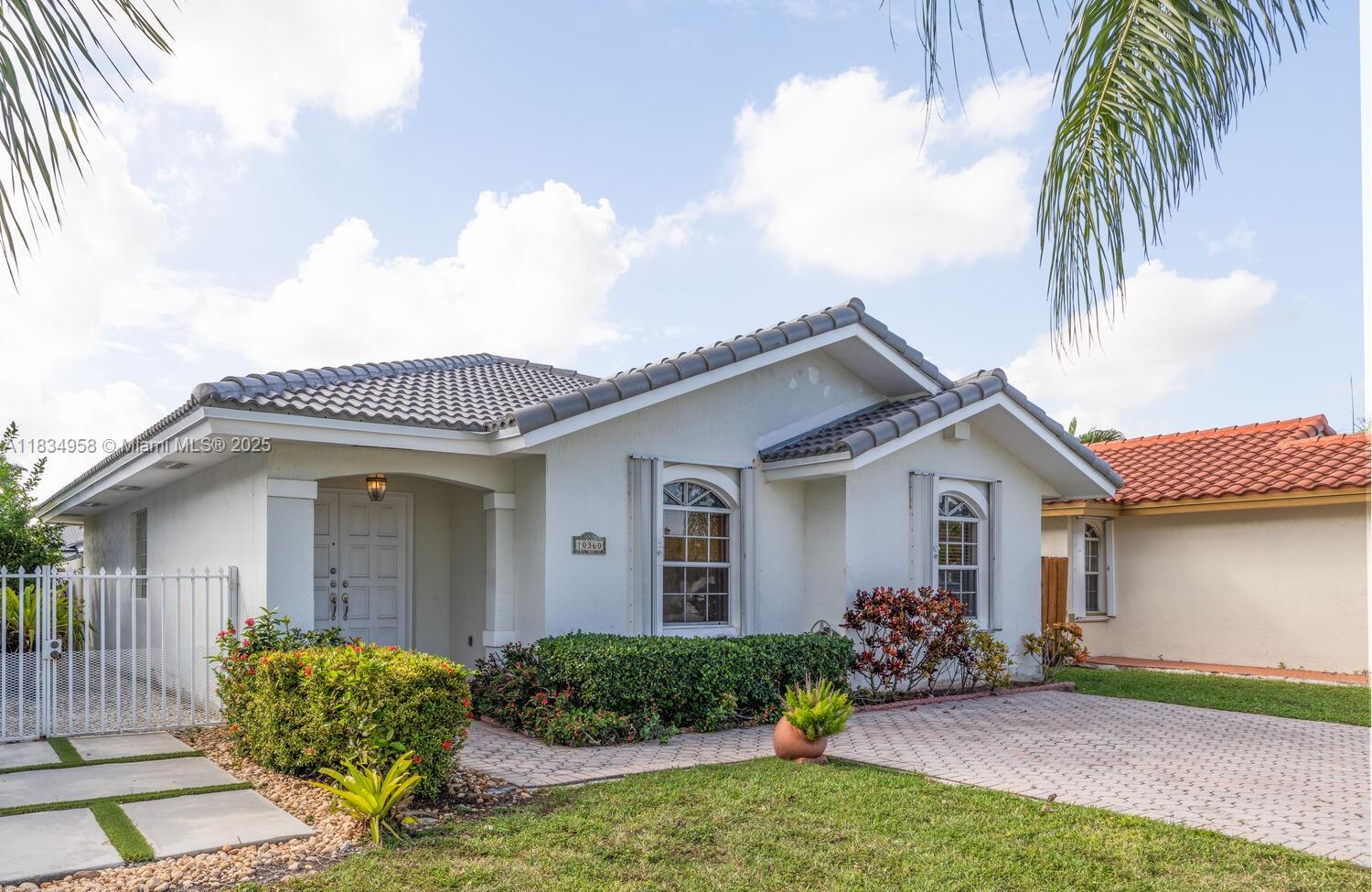 Homes for sale in Miami, FL | 10360 Sw 22Nd St, Miami, FL 33165 | MLS# A11834958