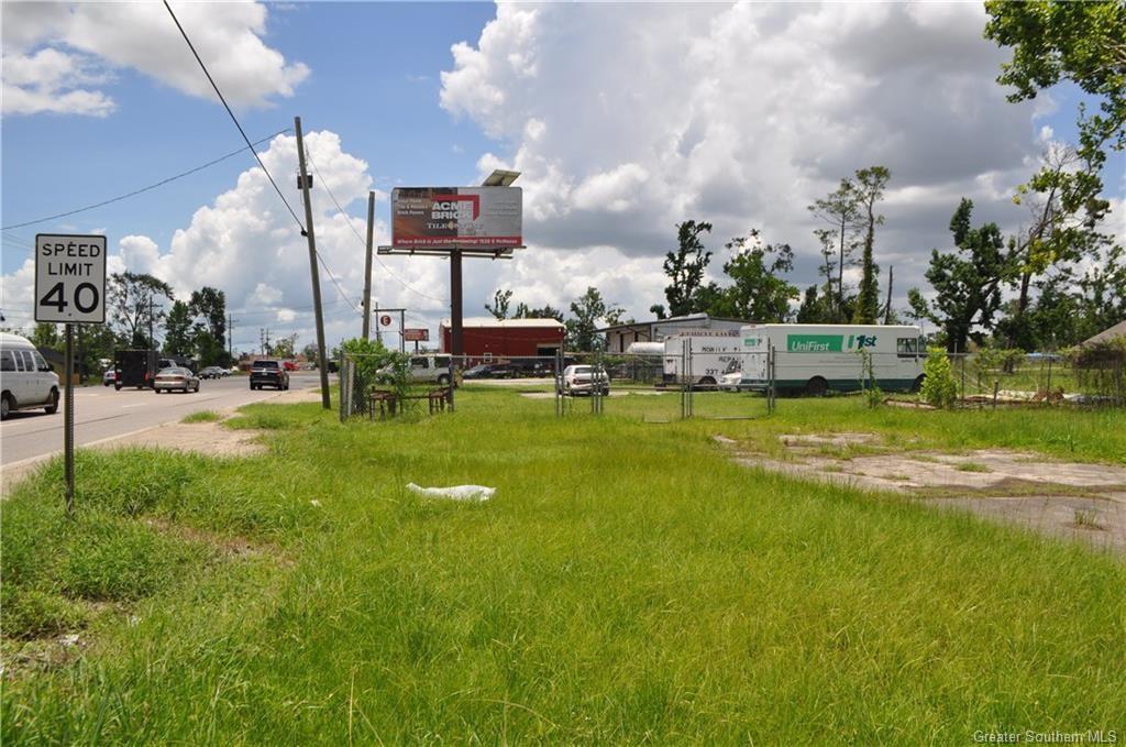 1901 N Martin Luther King Highway — photo 3