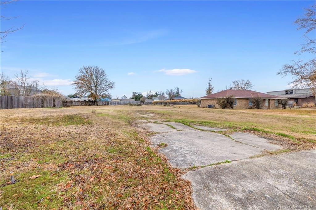 2036 Olene Drive — photo 3