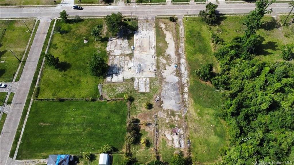 2402 Moeling Street — photo 3