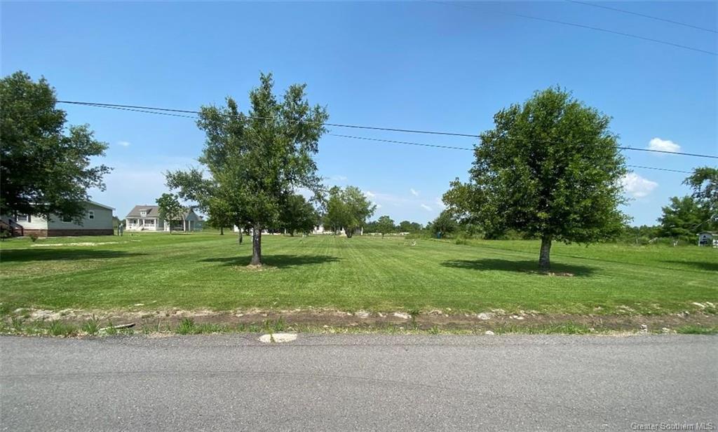 7805 Acadian Lane — photo 2
