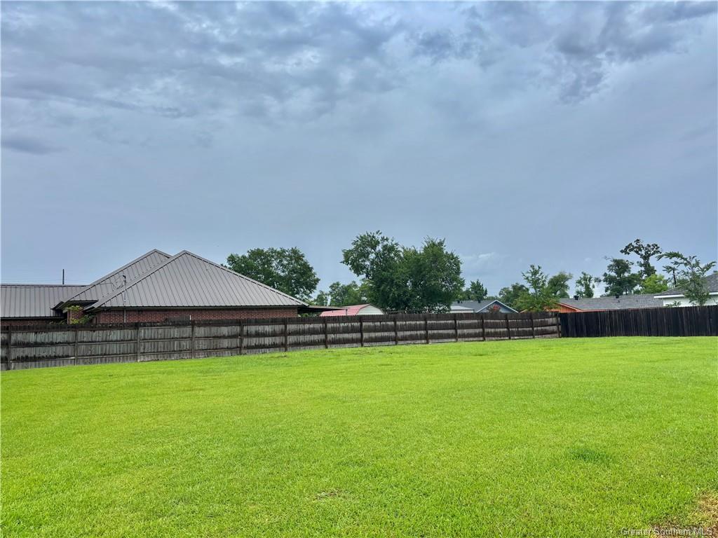 301 Davis Drive — photo 4