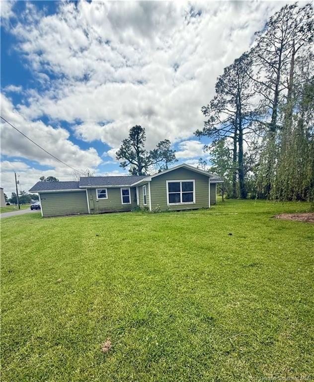 7601 Highway 14 Highway E