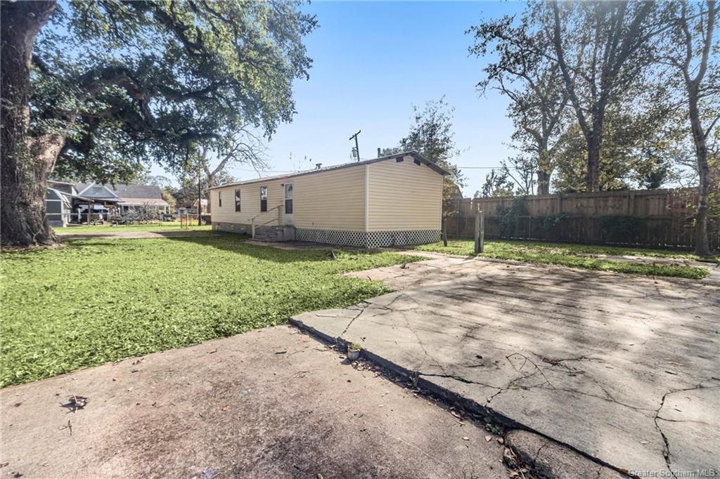 1411 Horridge Street — photo 4