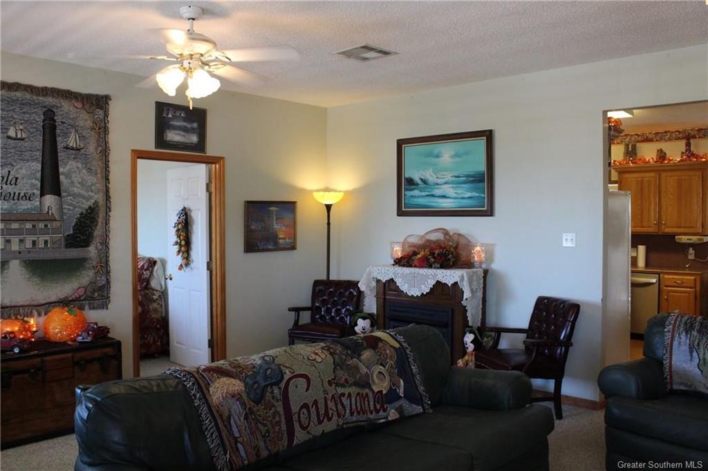 156 W Harbor Drive — photo 3
