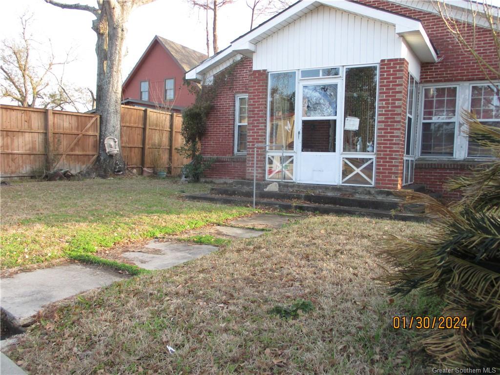 1012 Broad Street — photo 3
