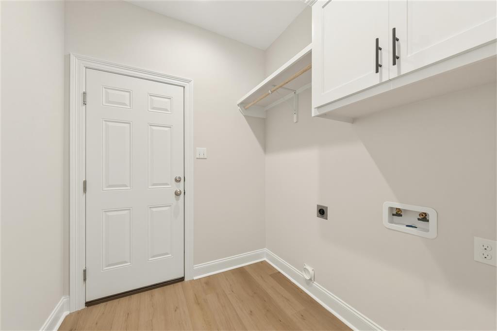 276 Hines Drive — photo 25