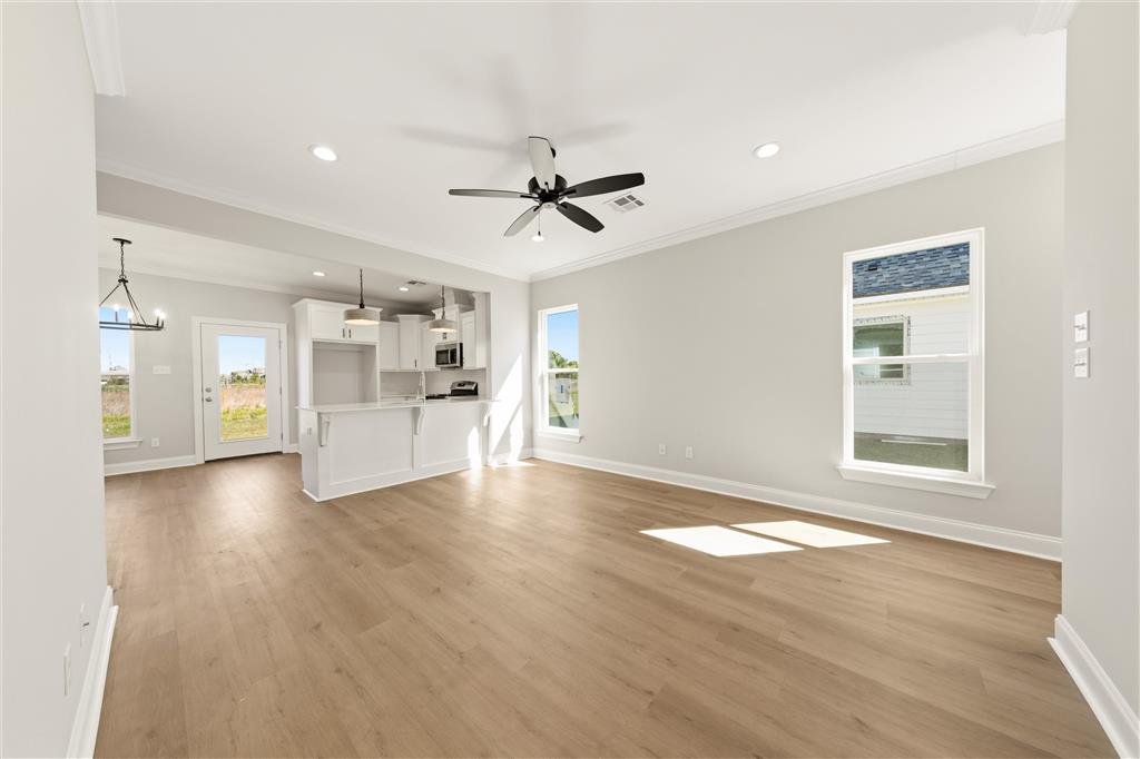 276 Hines Drive — photo 6