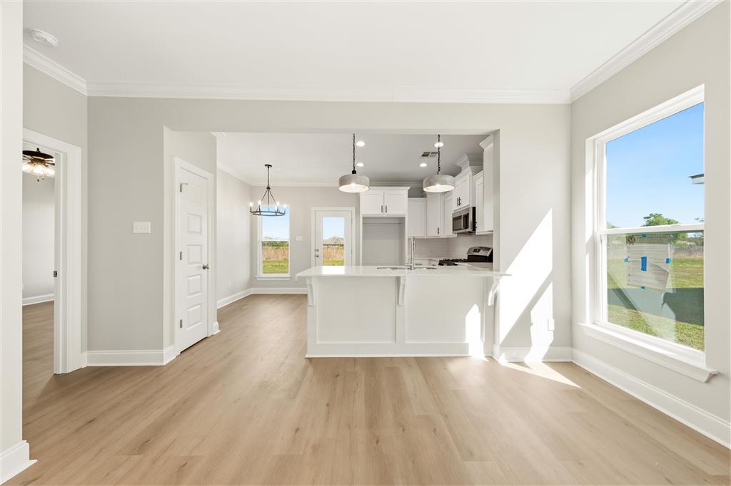 276 Hines Drive — photo 7