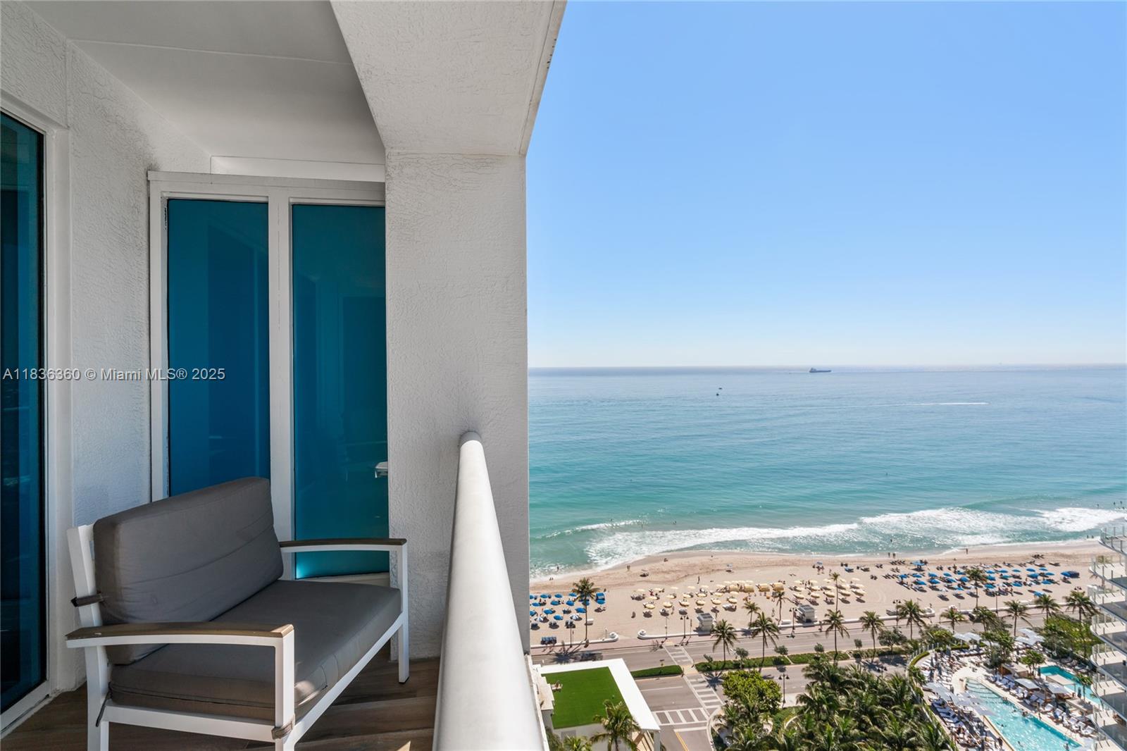 551 Flb Condominium Resid