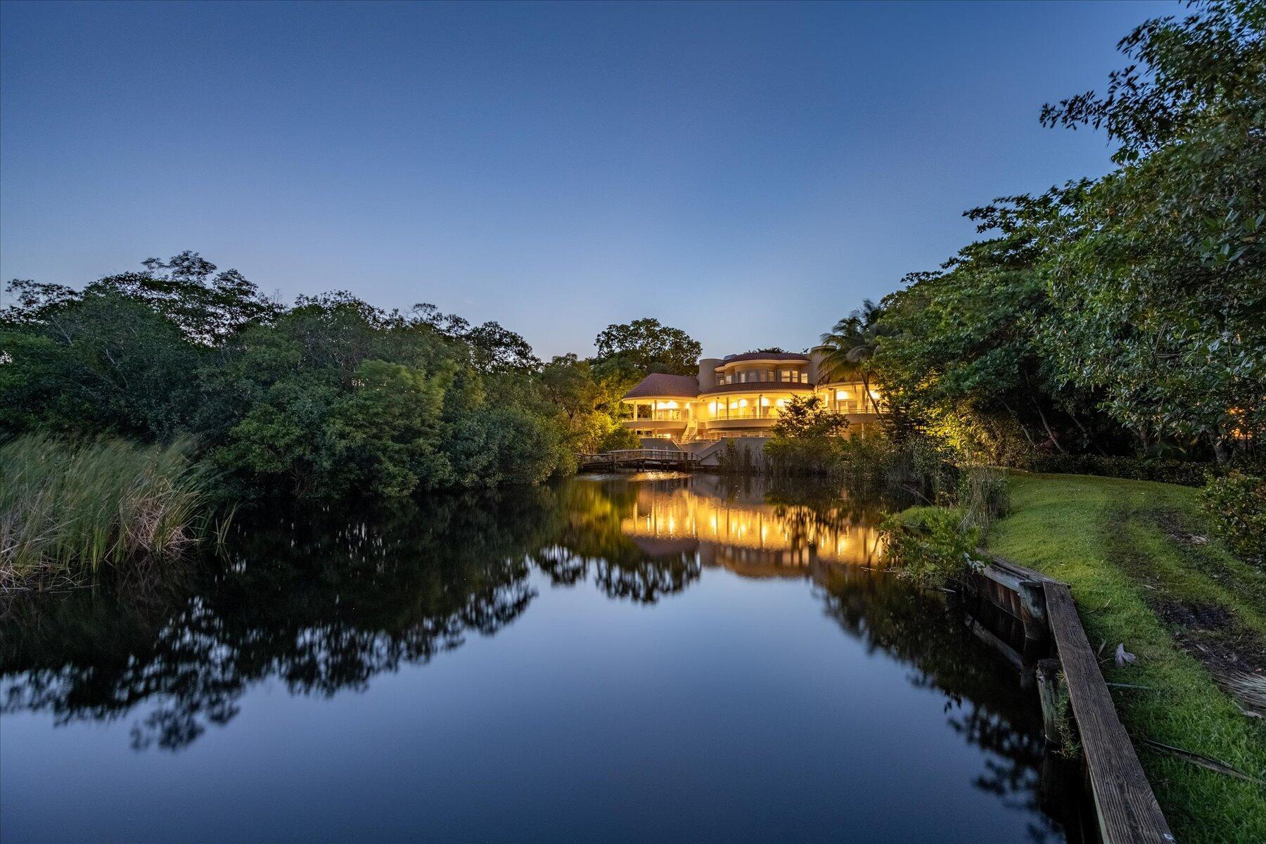 Homes for sale in Sewalls Point, FL | 49 W High Point Road, Sewalls Point, FL 34996 | MLS# R11105830