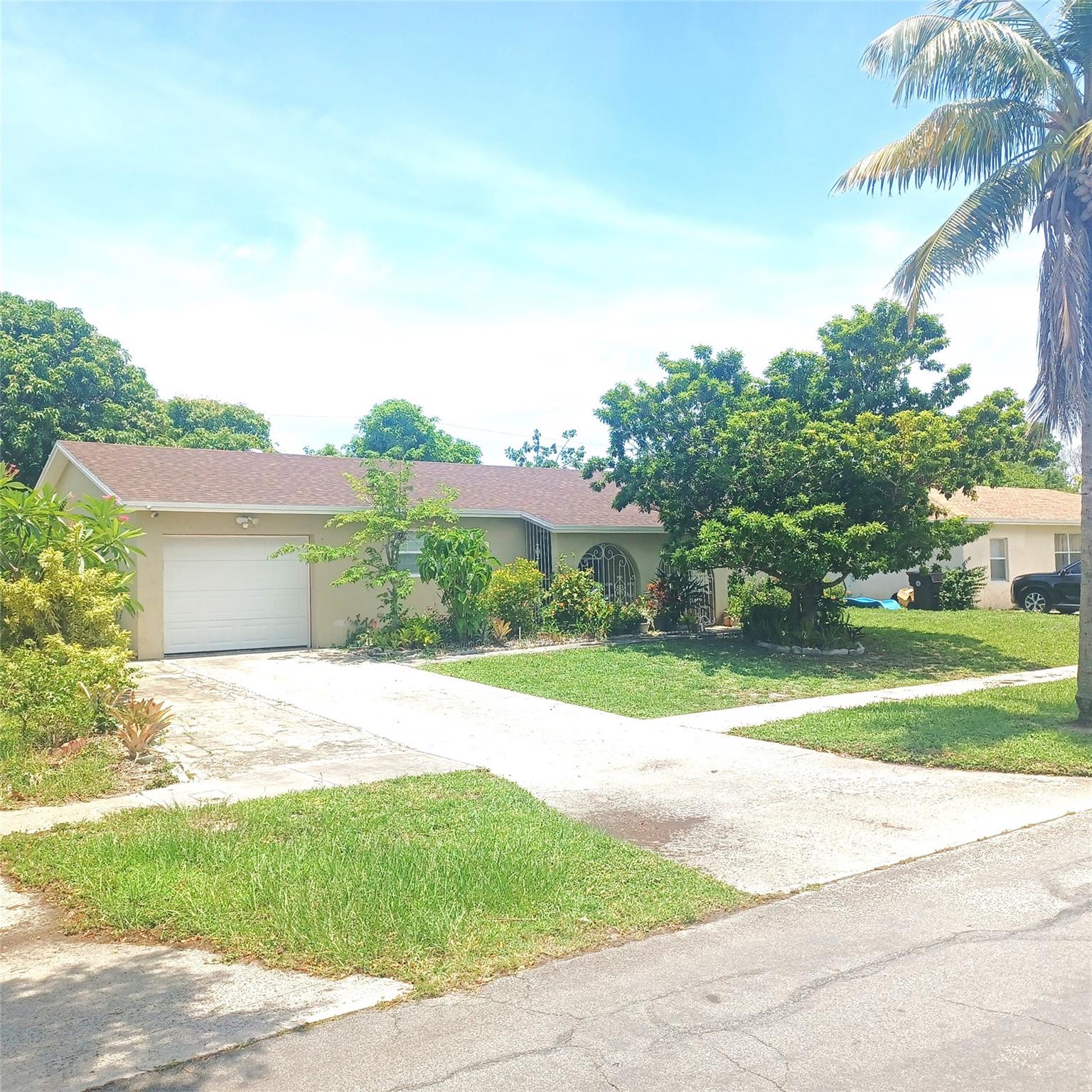 1621 42nd St West Palm Beach FL 33407 | F10512473