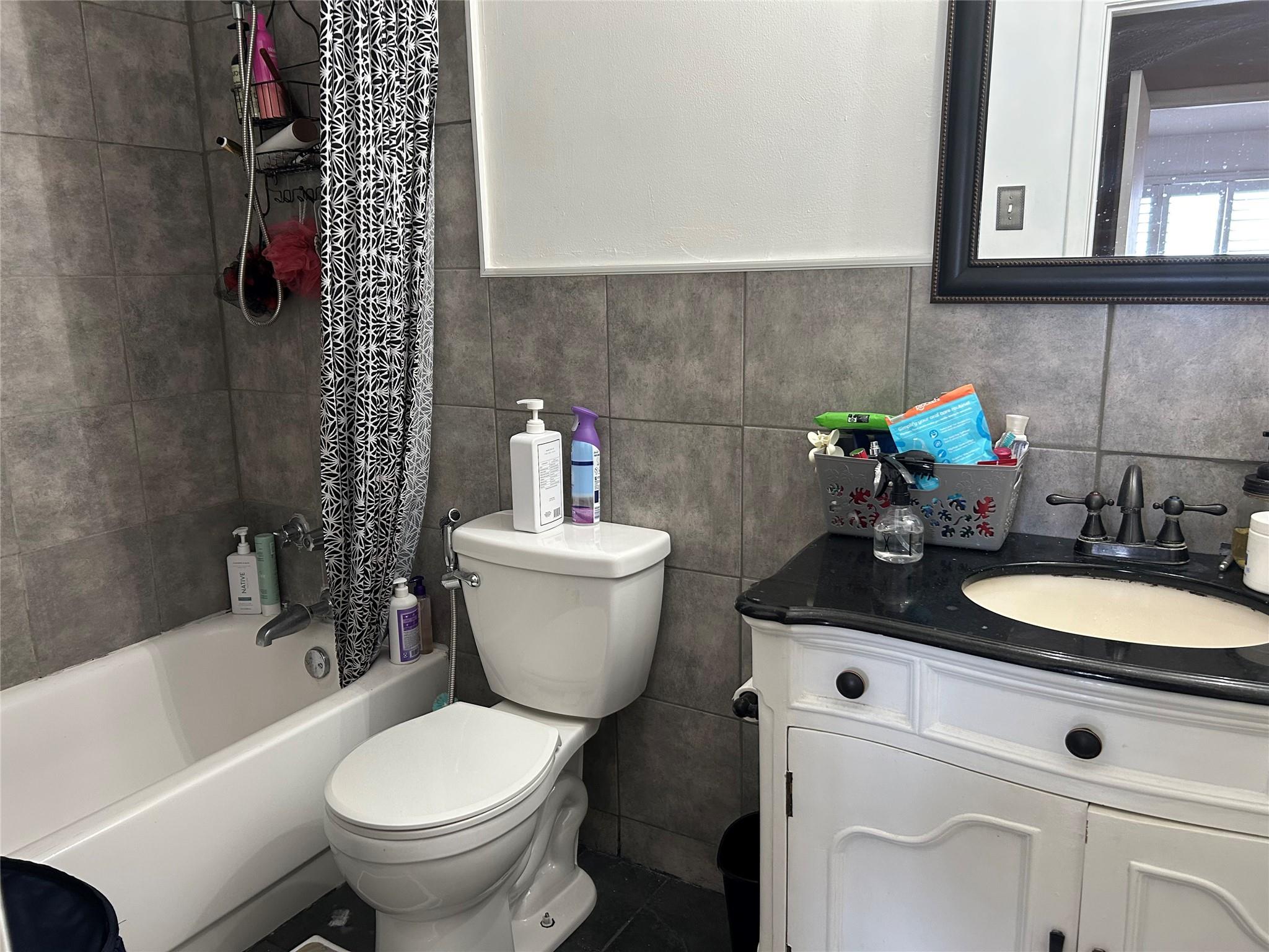 Homes for sale in Fort Lauderdale, FL | 6260 Ne 18th Ave #826, Fort Lauderdale, FL 33334 | MLS# F10514166