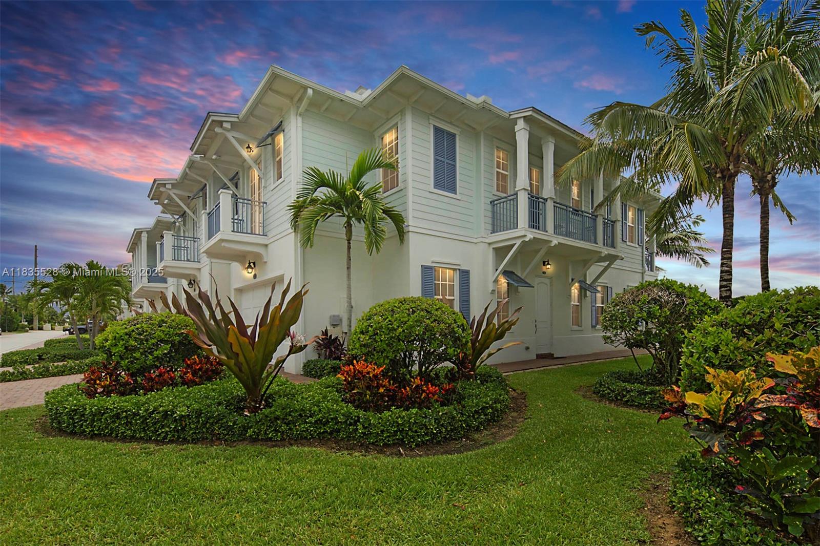 Ocean Breeze Townhomes At