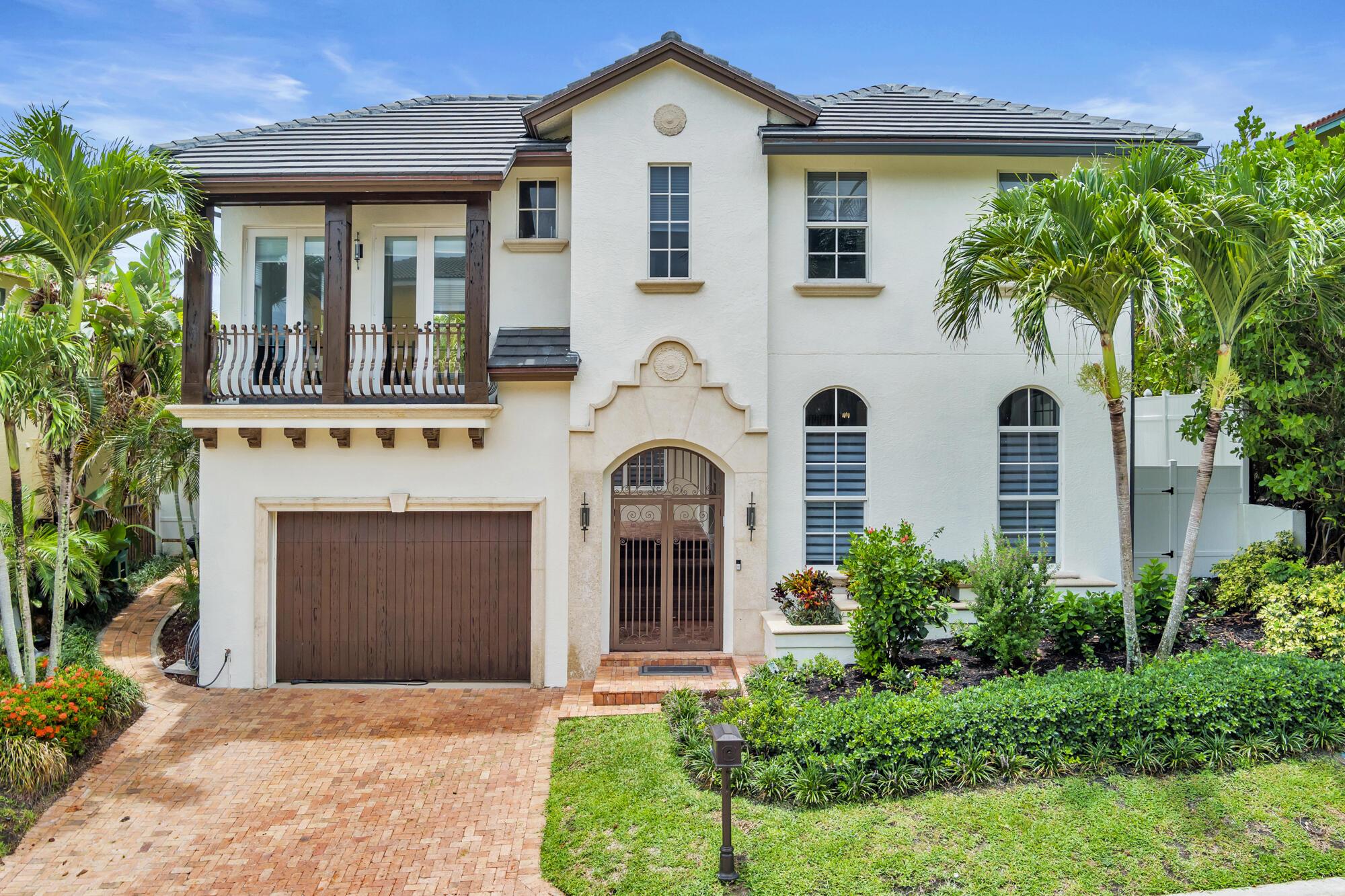 Homes for sale in Juno Beach, FL | 460 Surfside Lane, Juno Beach, FL 33408 | MLS# R11105897