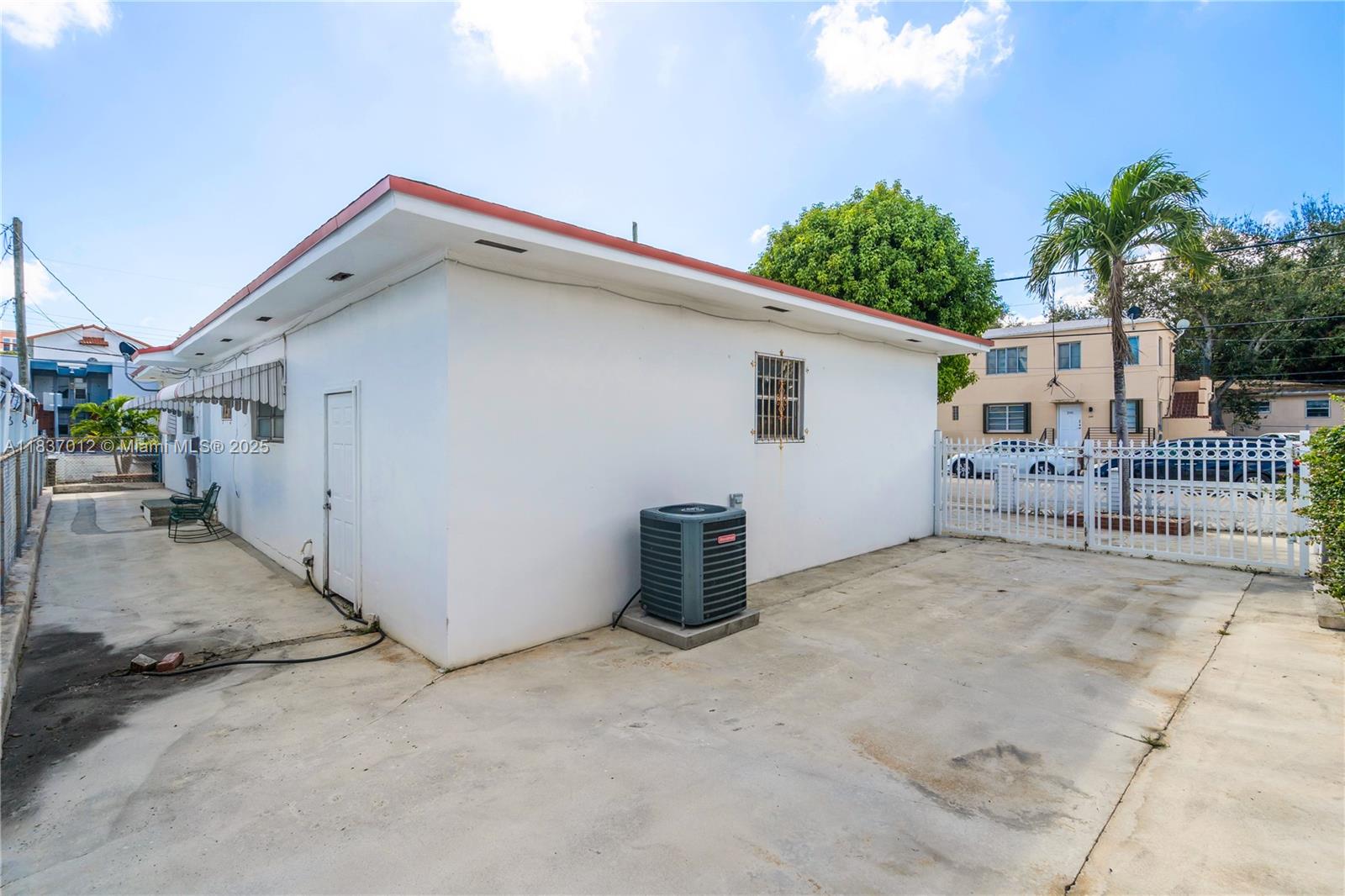 Homes for sale in Miami, FL | 201 Nw 14Th Ave, Miami, FL 33125 | MLS# A11837012