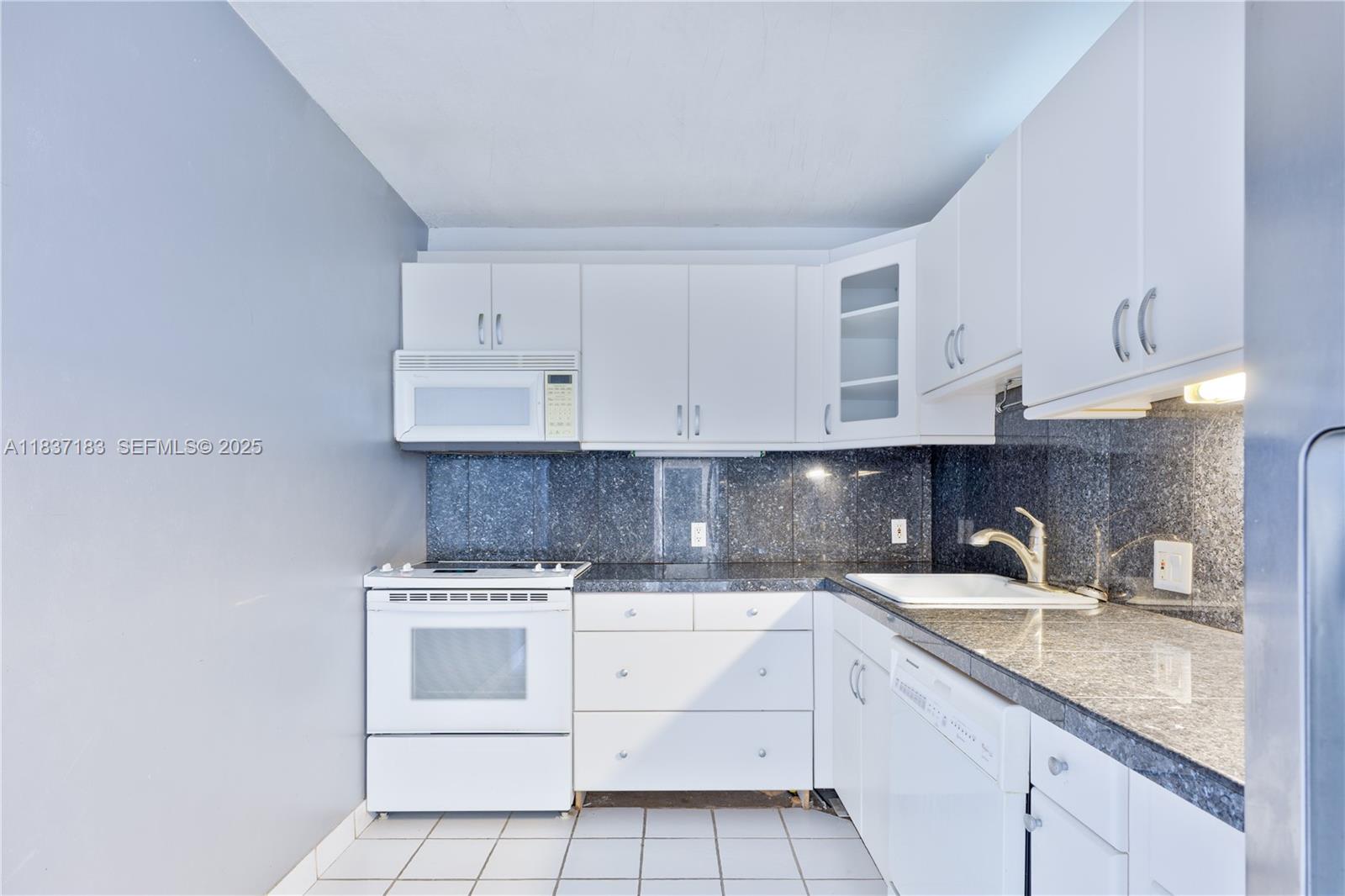 Coronado Condo - Tower III