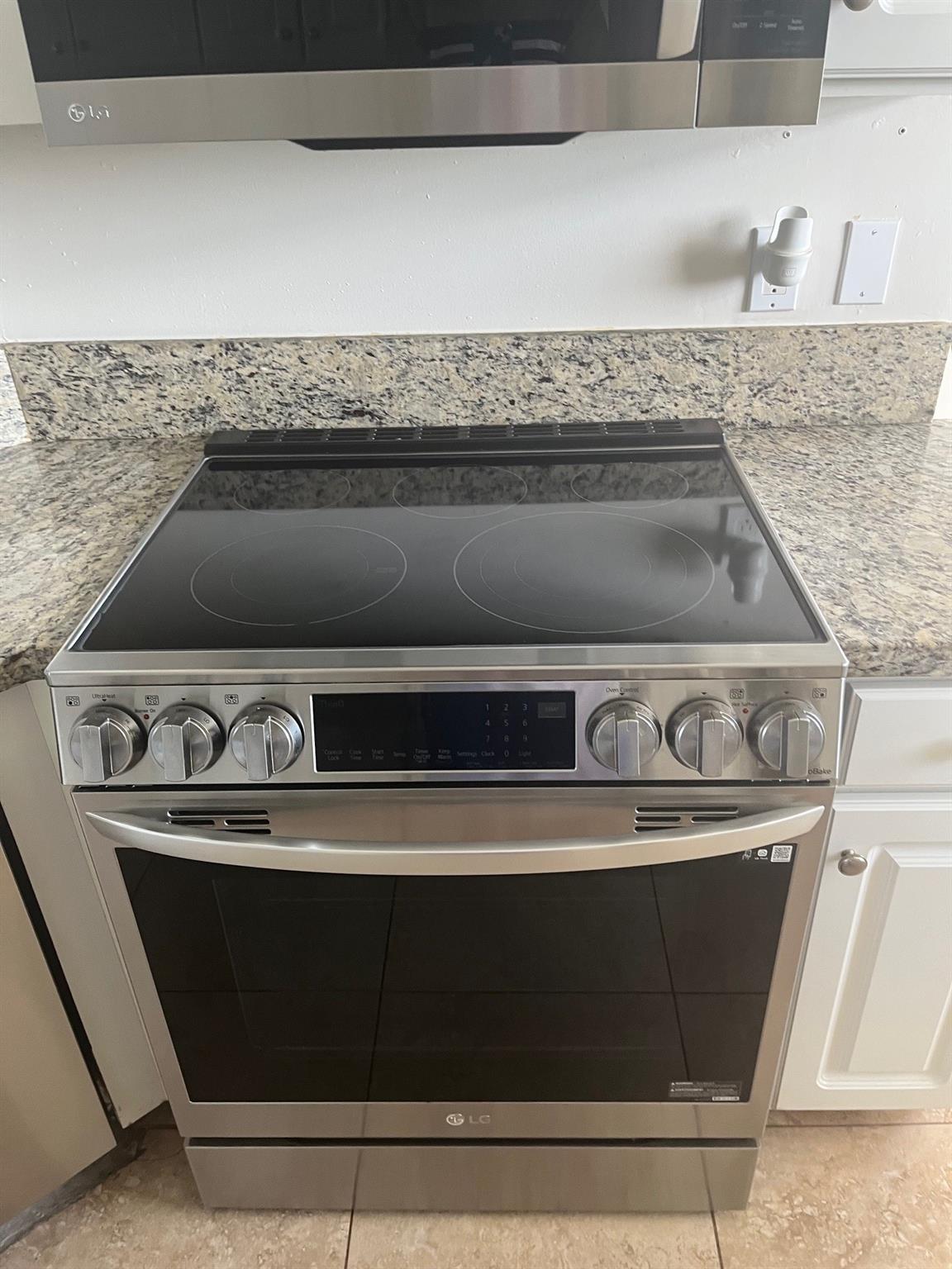 Homes for sale in Oakland Park, FL | 115 Lake Emerald Dr #403, Oakland Park, FL 33309 | MLS# F10514028