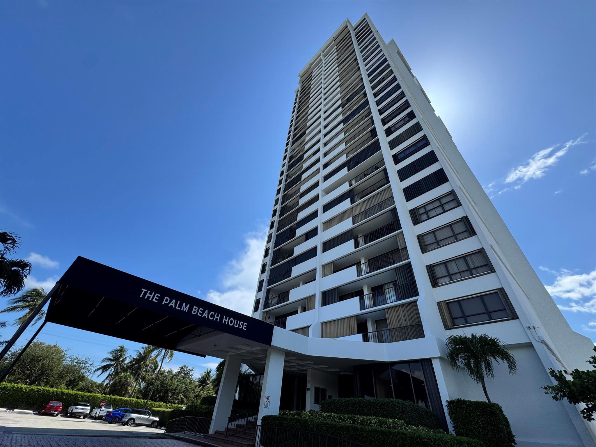 Palm Beach House Condo