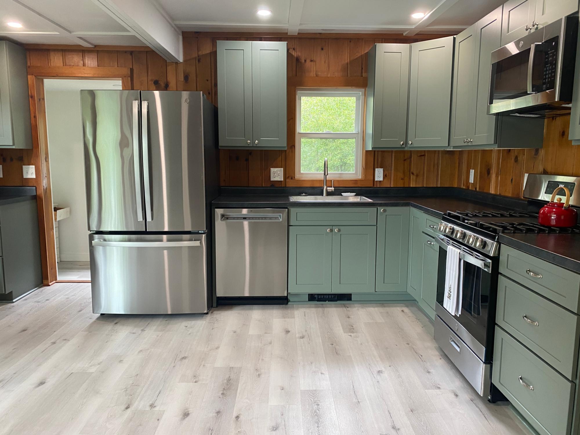 Oxbow Lake Property 8195 Bay Rd E Photo 3